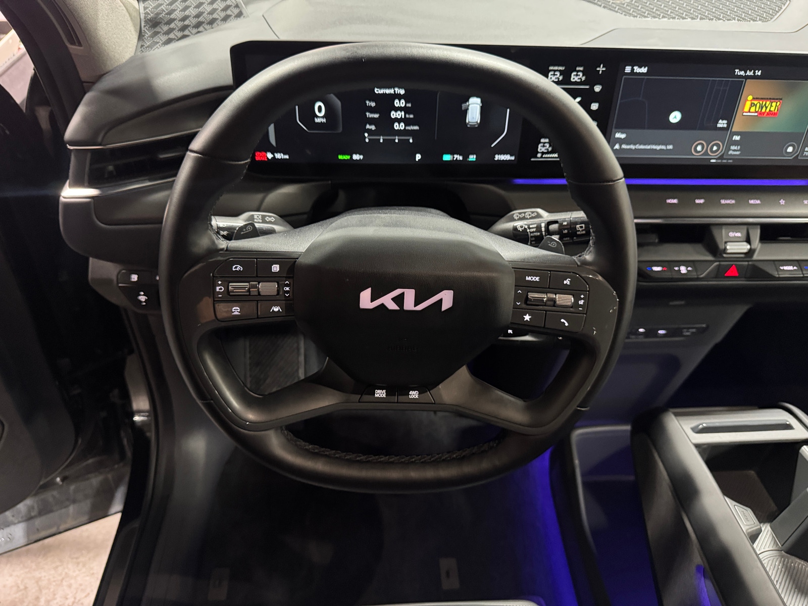 Thumbnail: 2024 Kia EV9 - 4