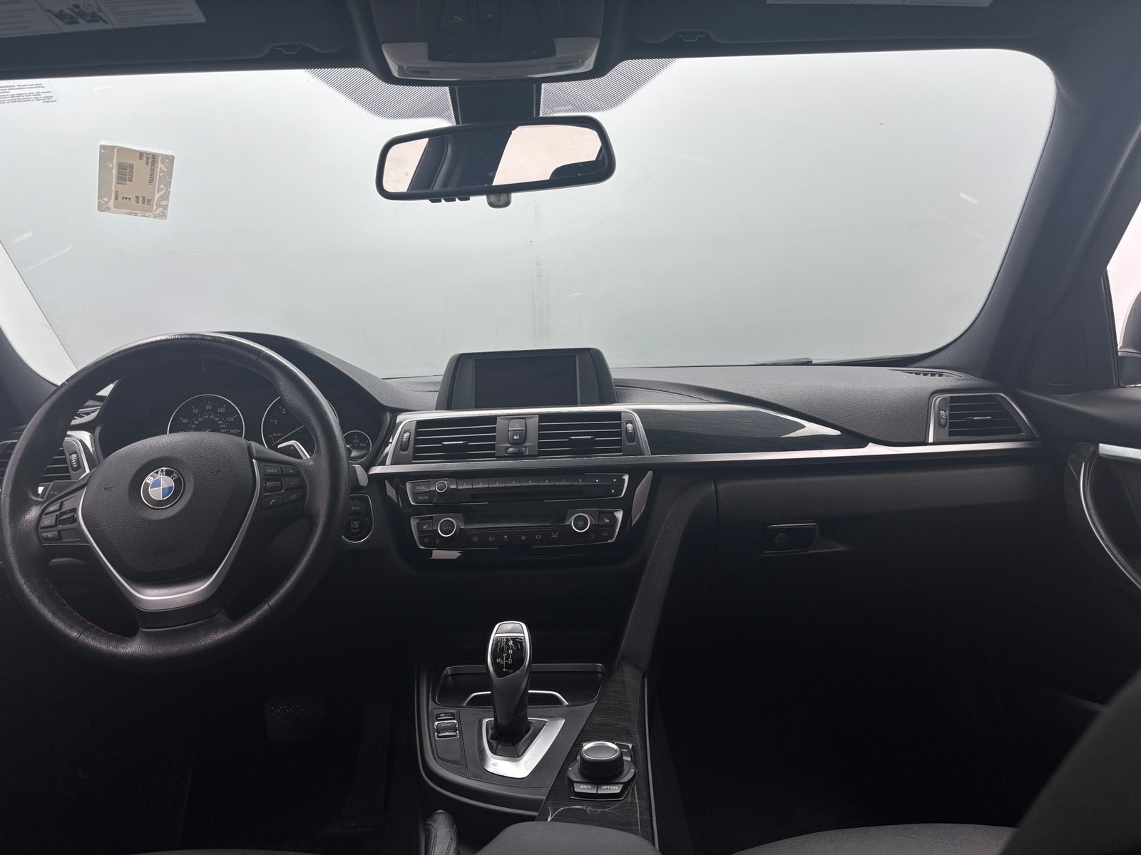 Thumbnail: 2018 BMW 3 Series - 2