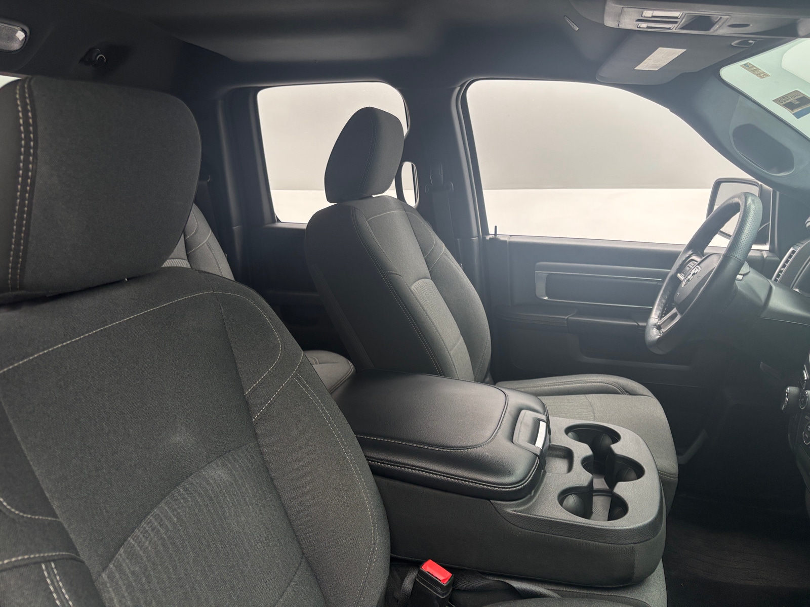 Thumbnail: 2021 RAM 1500 Classic - 2