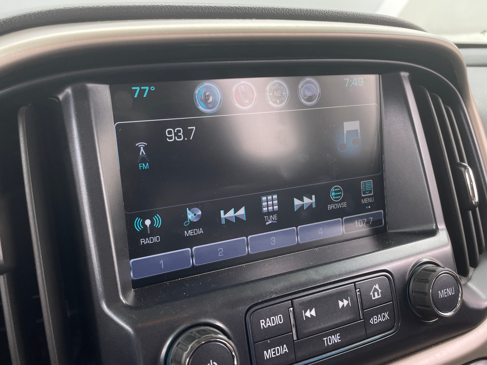 Thumbnail: 2017 GMC Canyon - 4