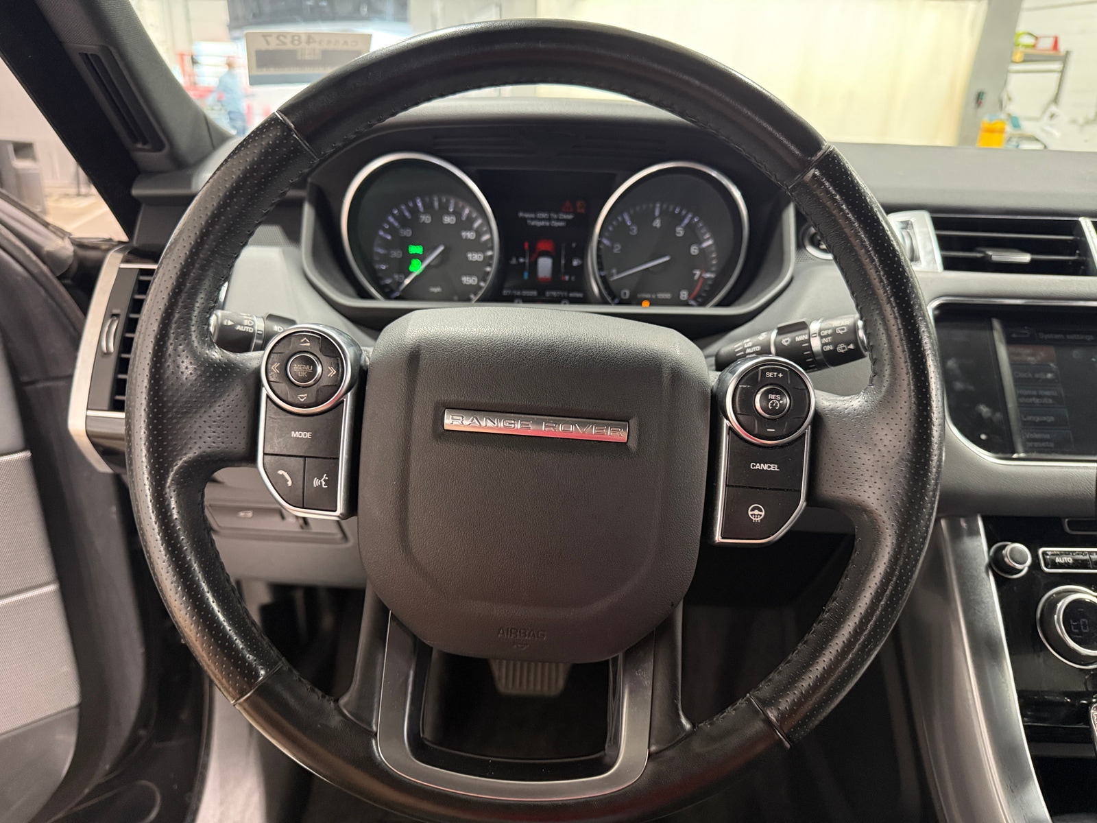 Thumbnail: 2015 Land Rover Range Rover Sport - 4