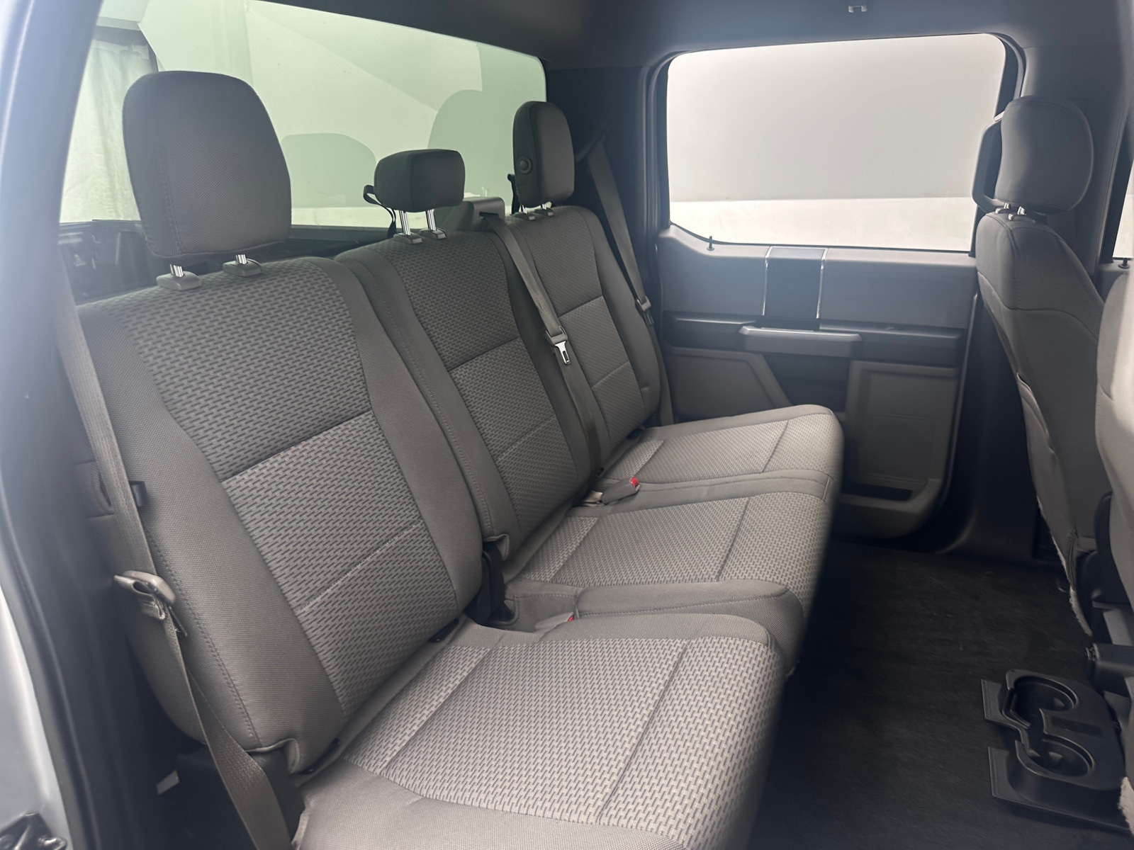 Thumbnail: 2015 Ford Econoline - 6