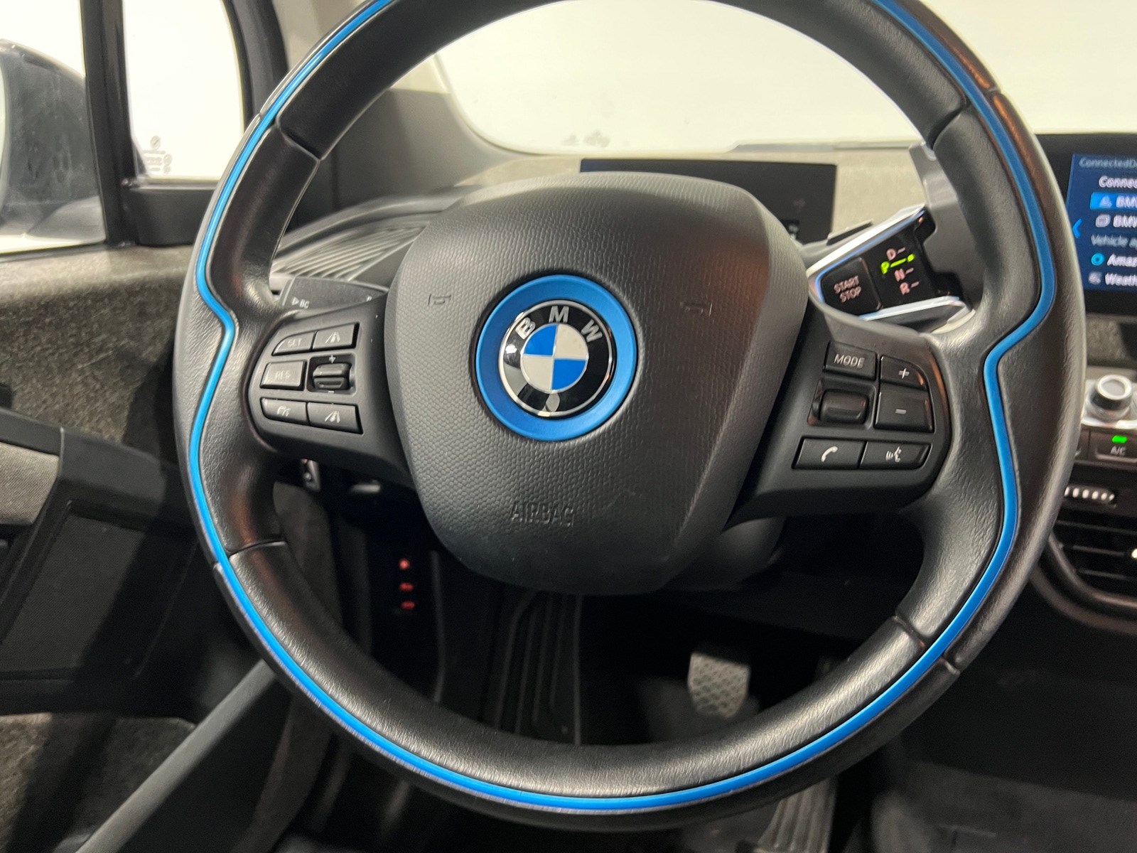Thumbnail: 2018 BMW i3 - 4