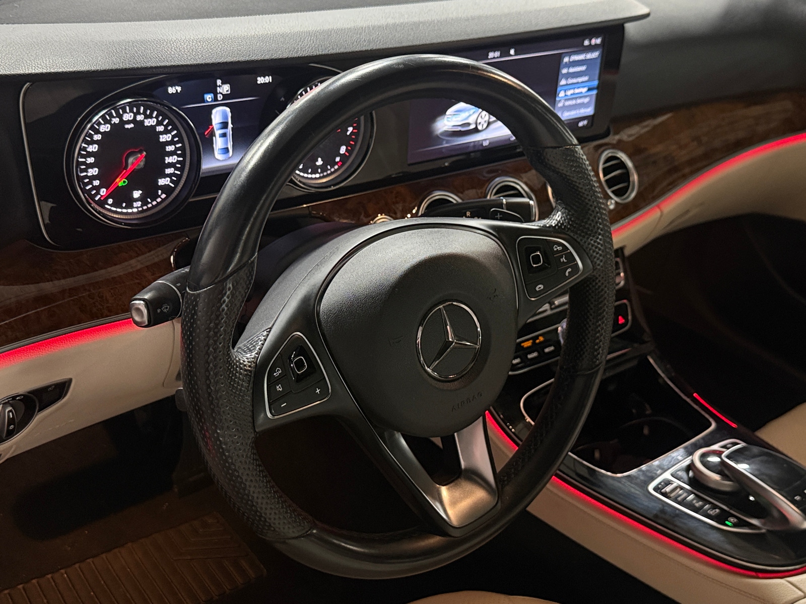 Thumbnail: 2017 Mercedes-Benz E-Class - 4