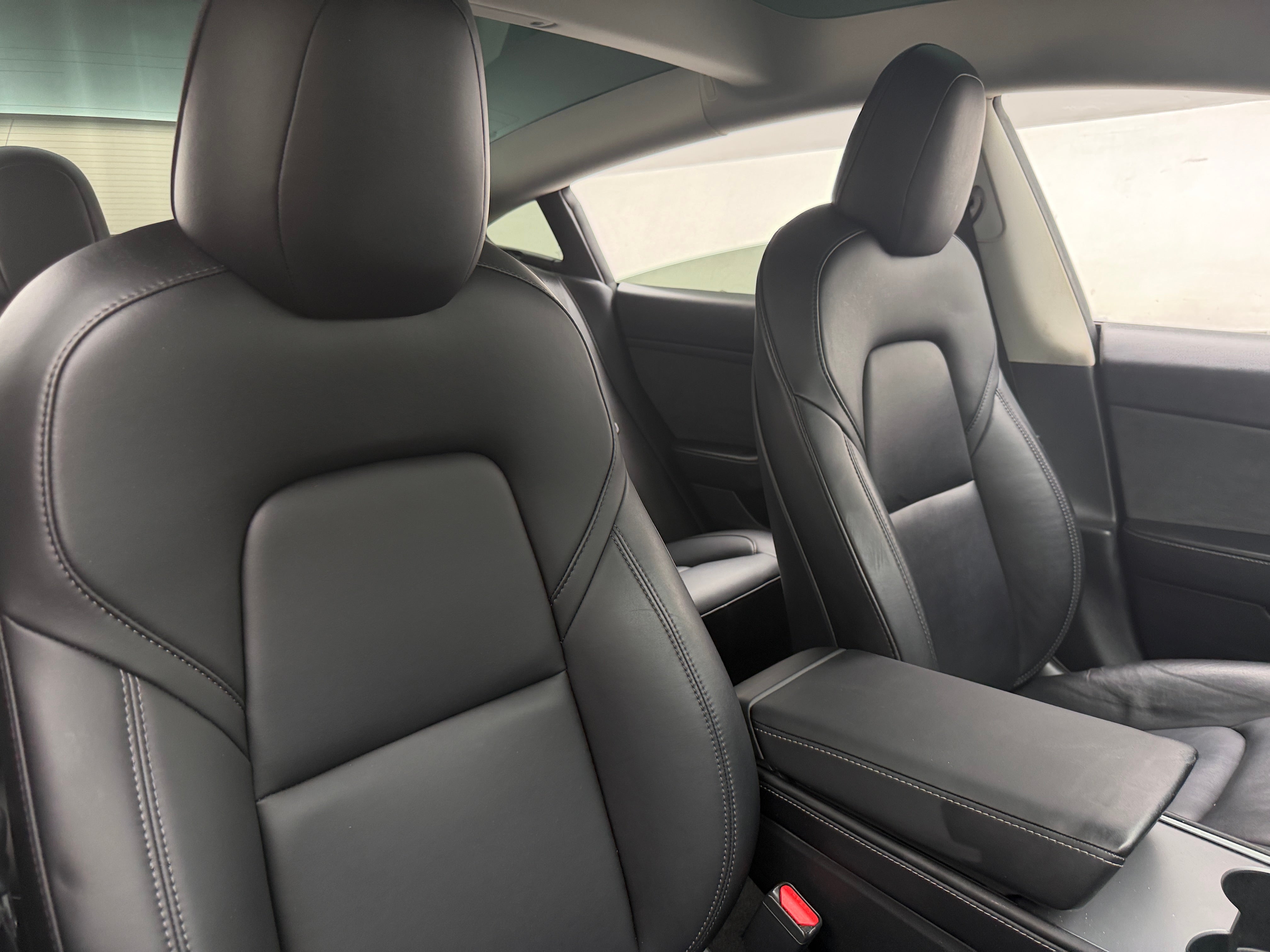 Used 2022 Tesla Model 3 Long Range with VIN 5YJ3E1EB0NF123210 for sale in Oak Creek, WI