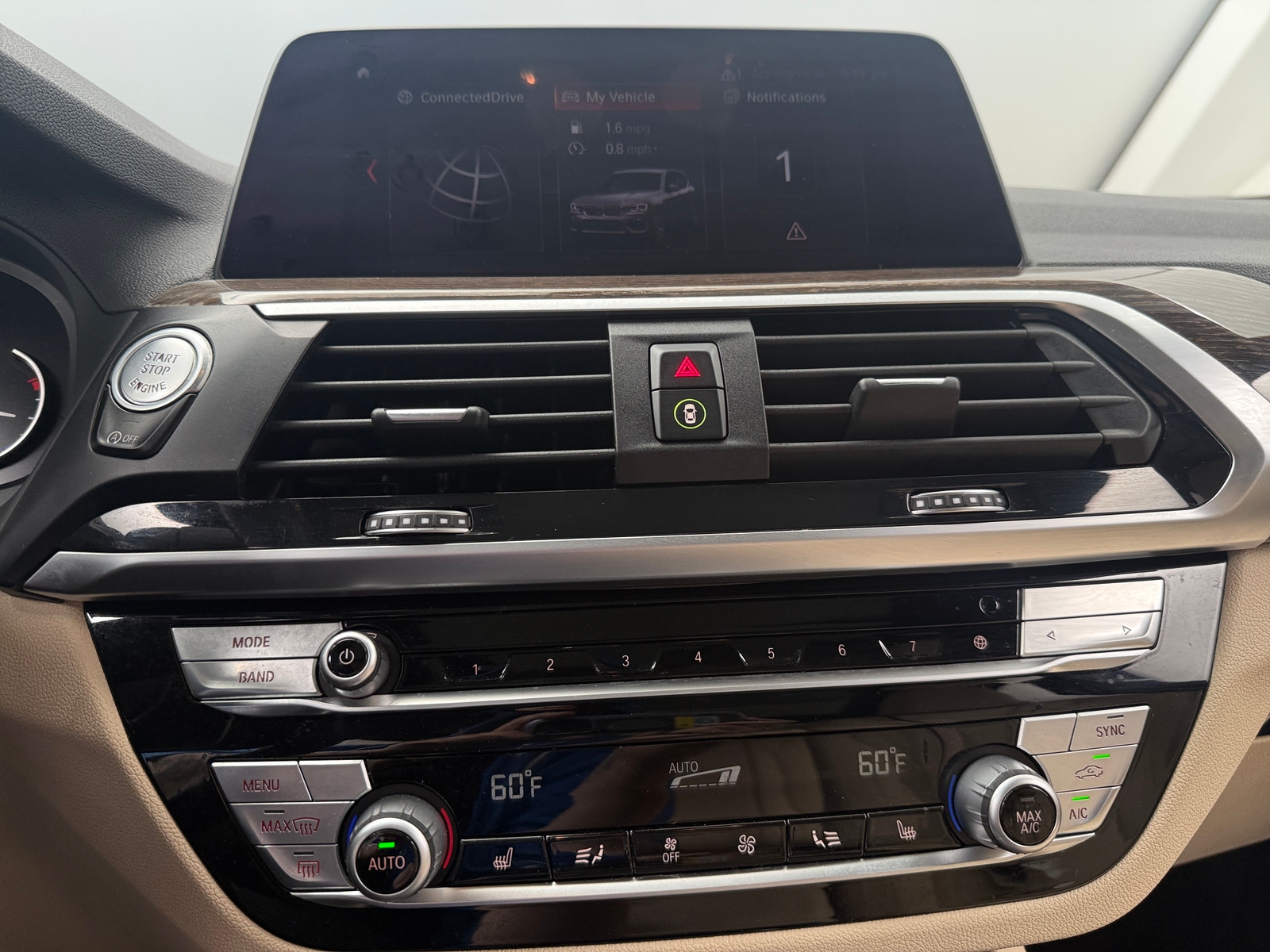 Thumbnail: 2021 BMW X3 - 3