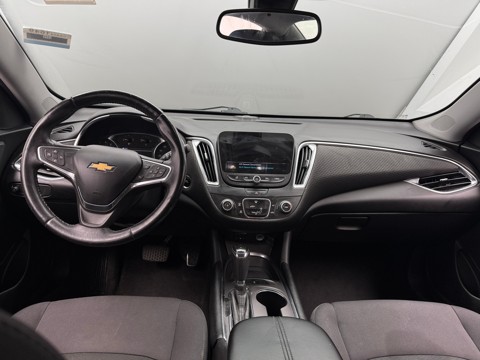 Thumbnail: 2017 Chevrolet Malibu - 3