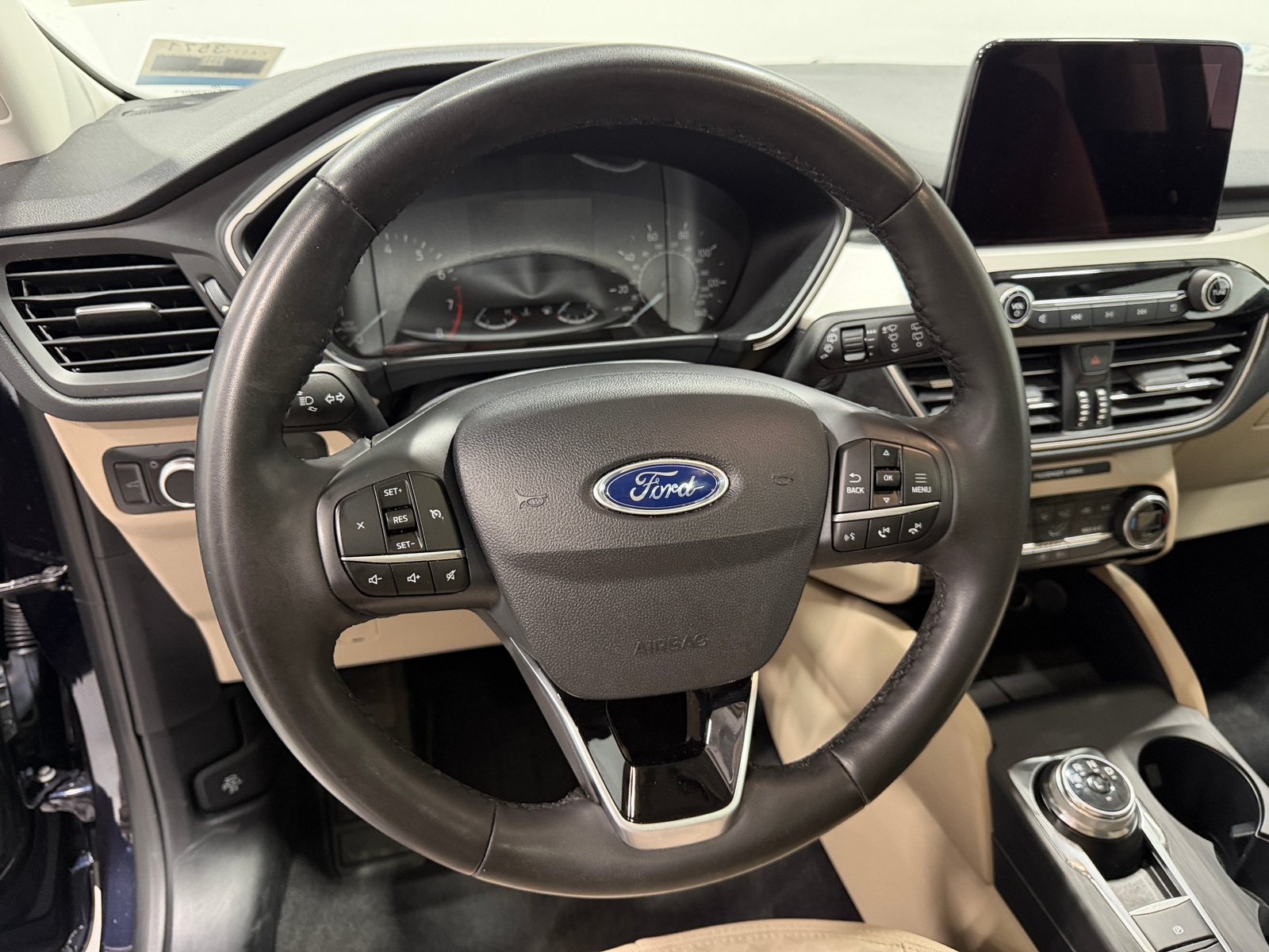 Thumbnail: 2021 Ford Escape - 5