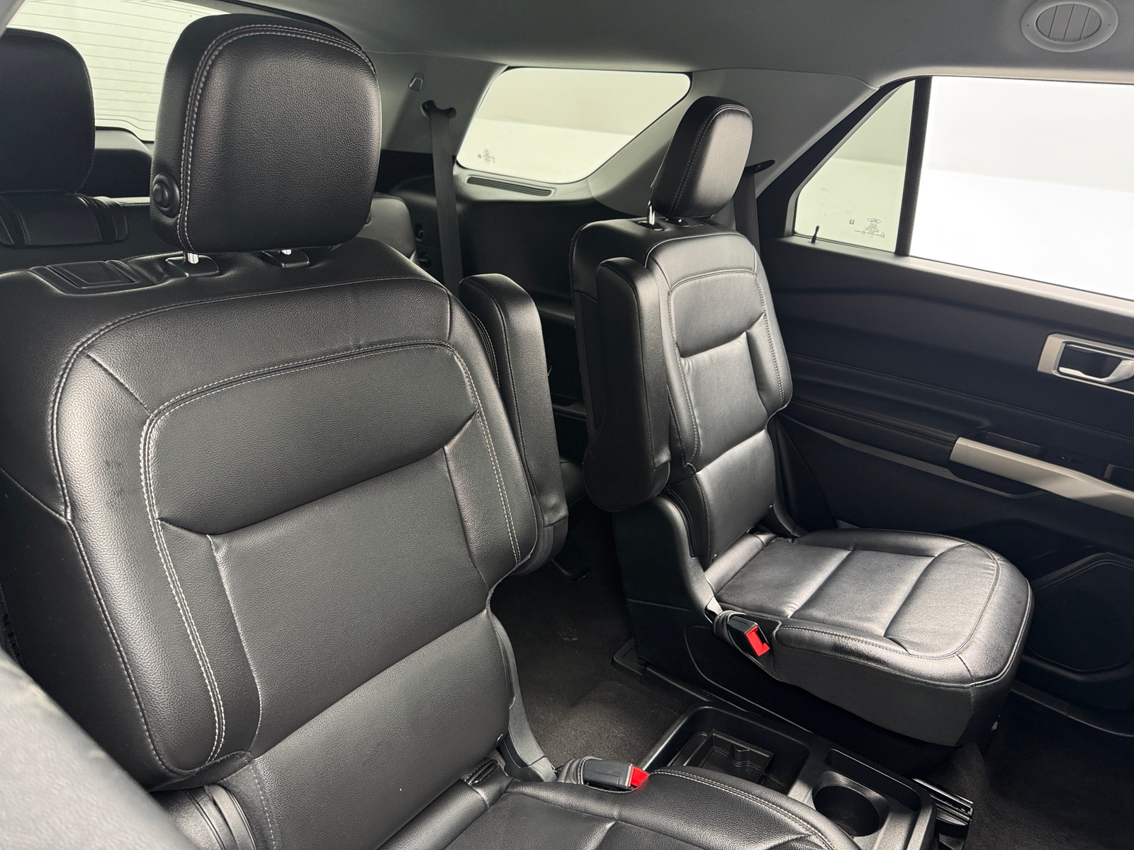 Thumbnail: 2020 Ford Explorer - 5