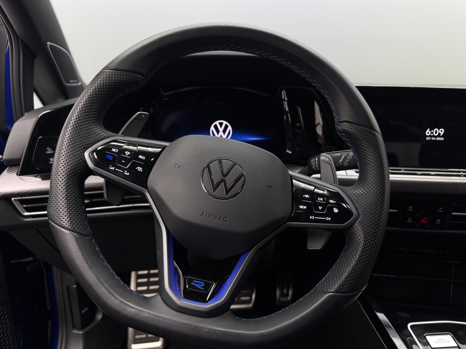 Thumbnail: 2023 Volkswagen Golf - 5