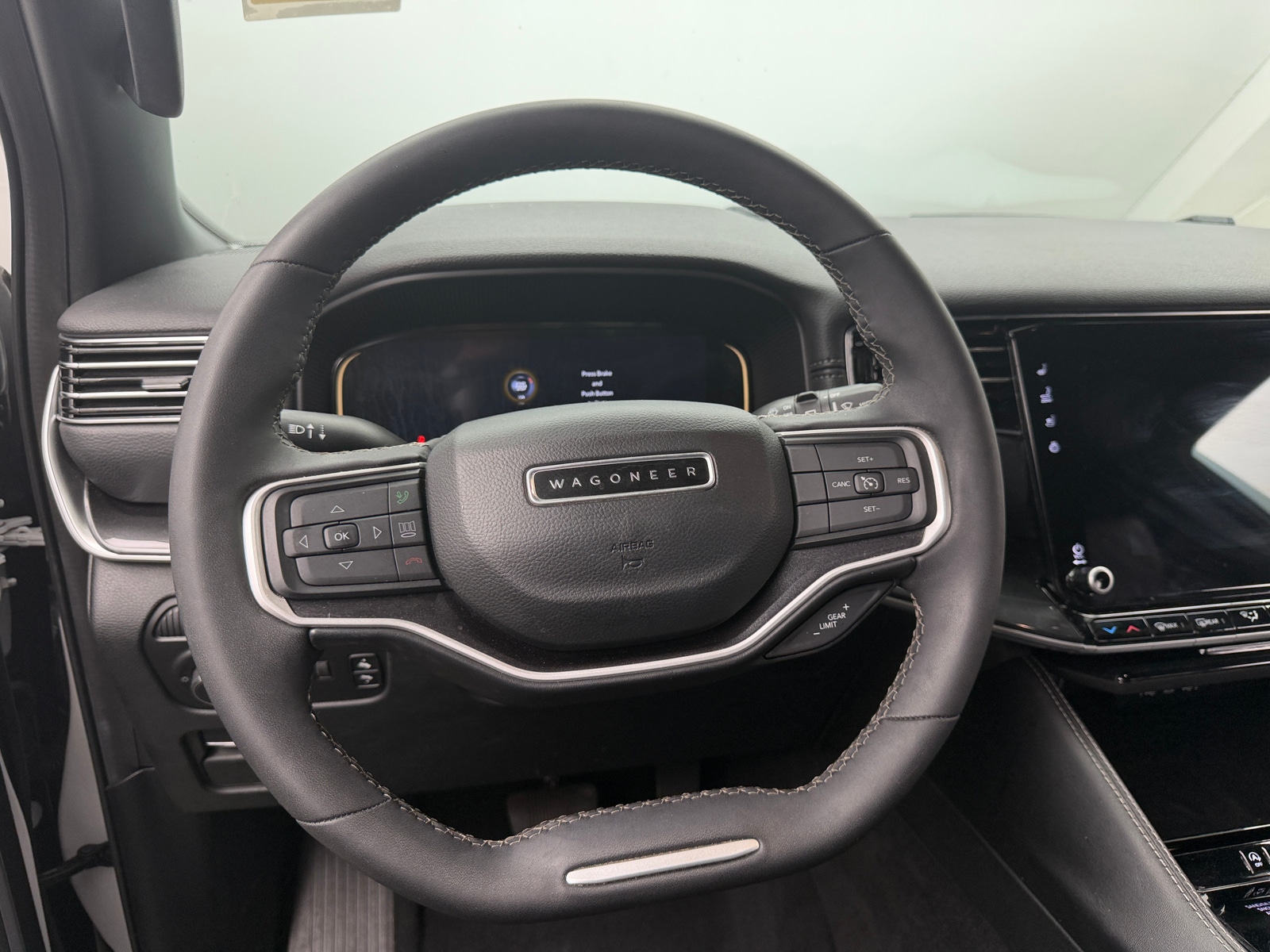 Thumbnail: 2023 Jeep Wagoneer - 4