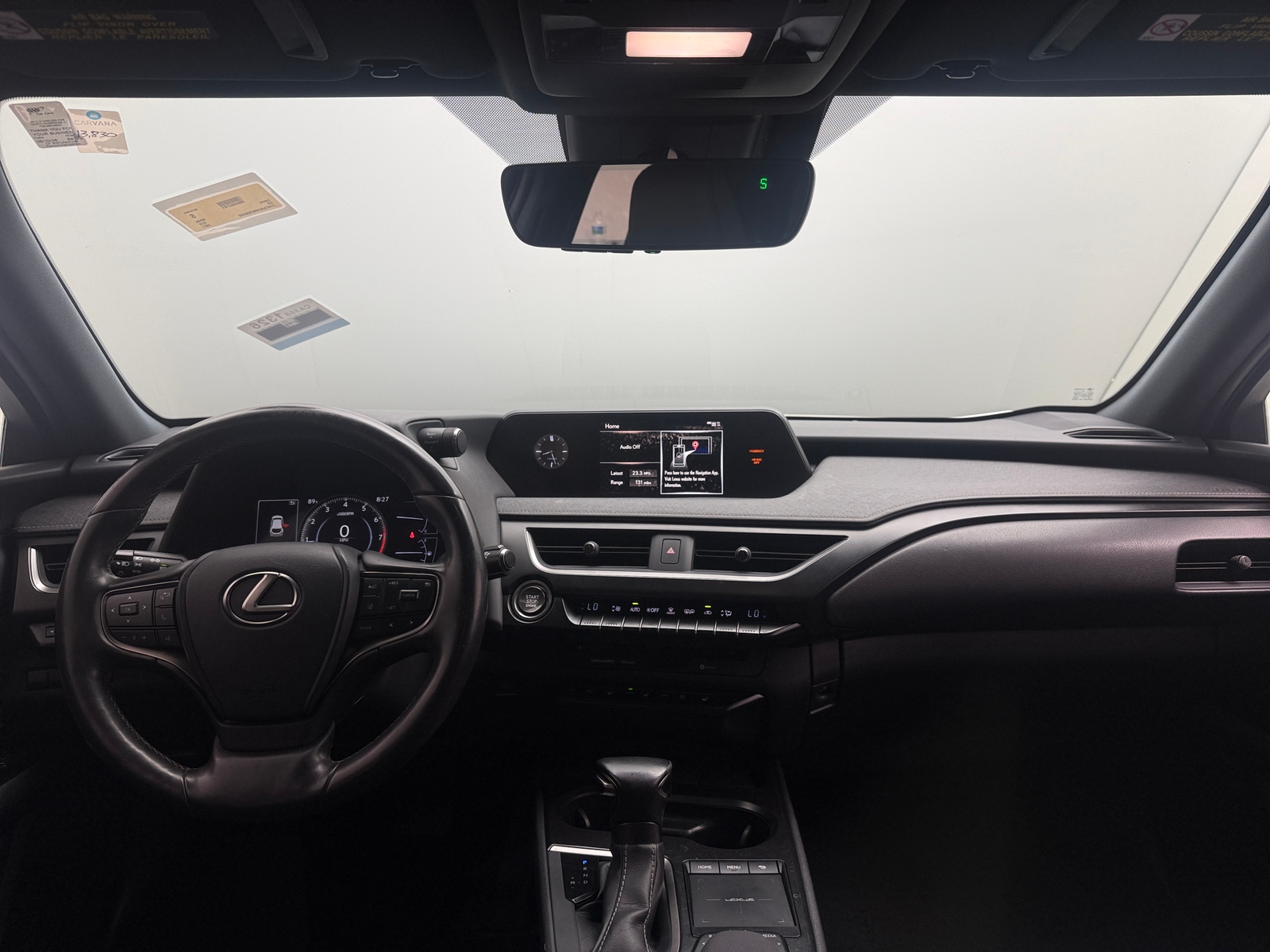 Thumbnail: 2021 Lexus UX - 2