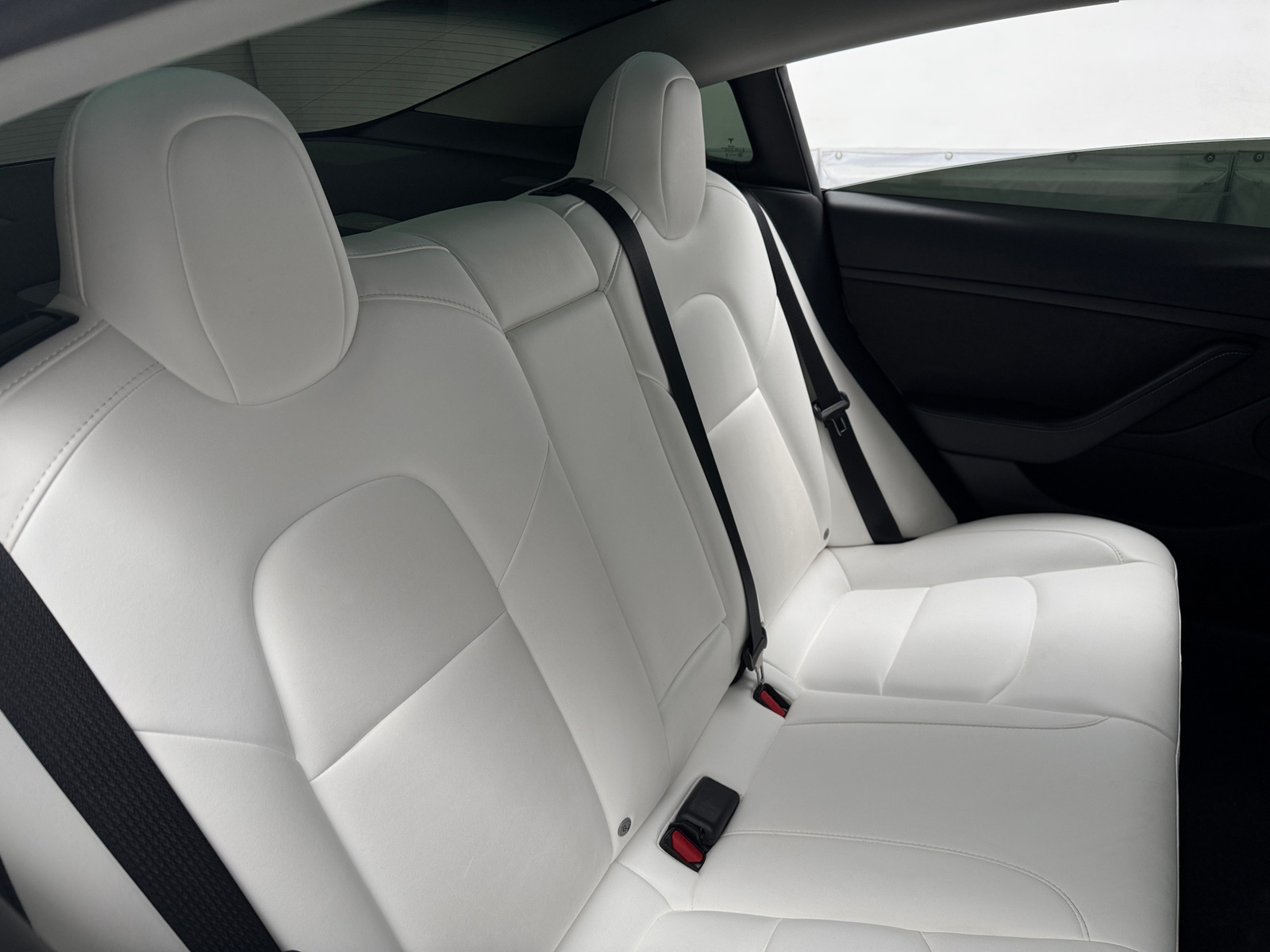 Thumbnail: 2022 Tesla Model 3 - 5