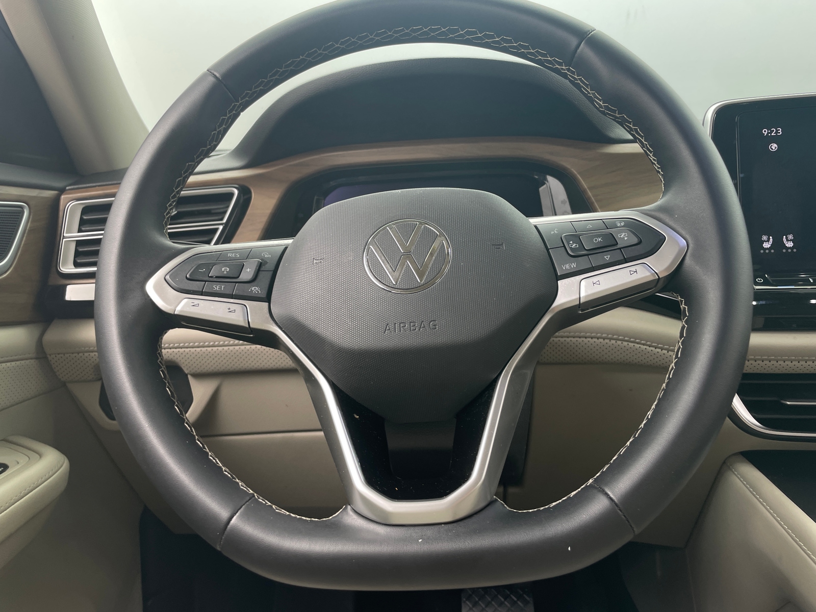Thumbnail: 2025 Volkswagen Atlas - 4
