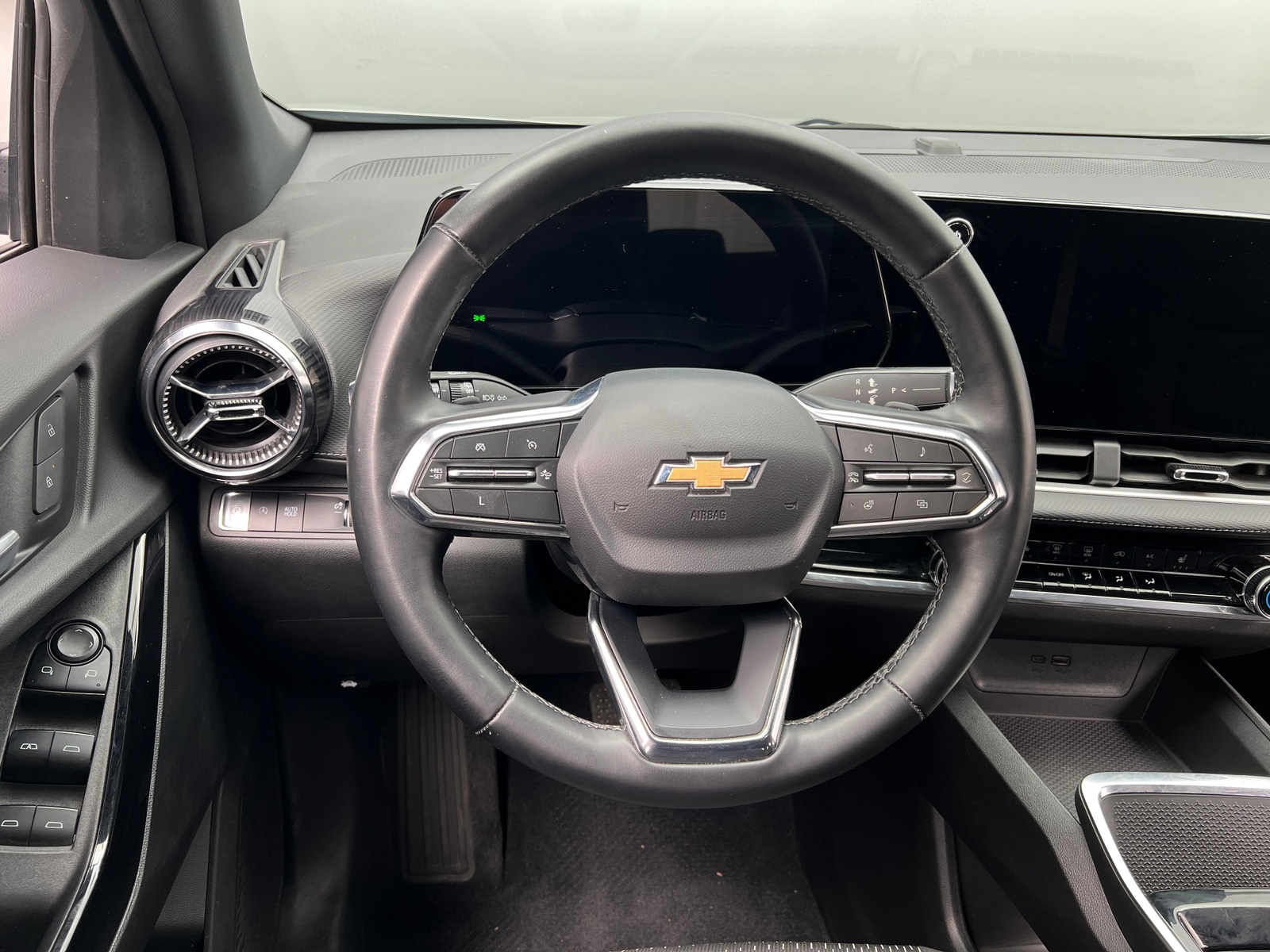 Thumbnail: 2025 Chevrolet Equinox - 5