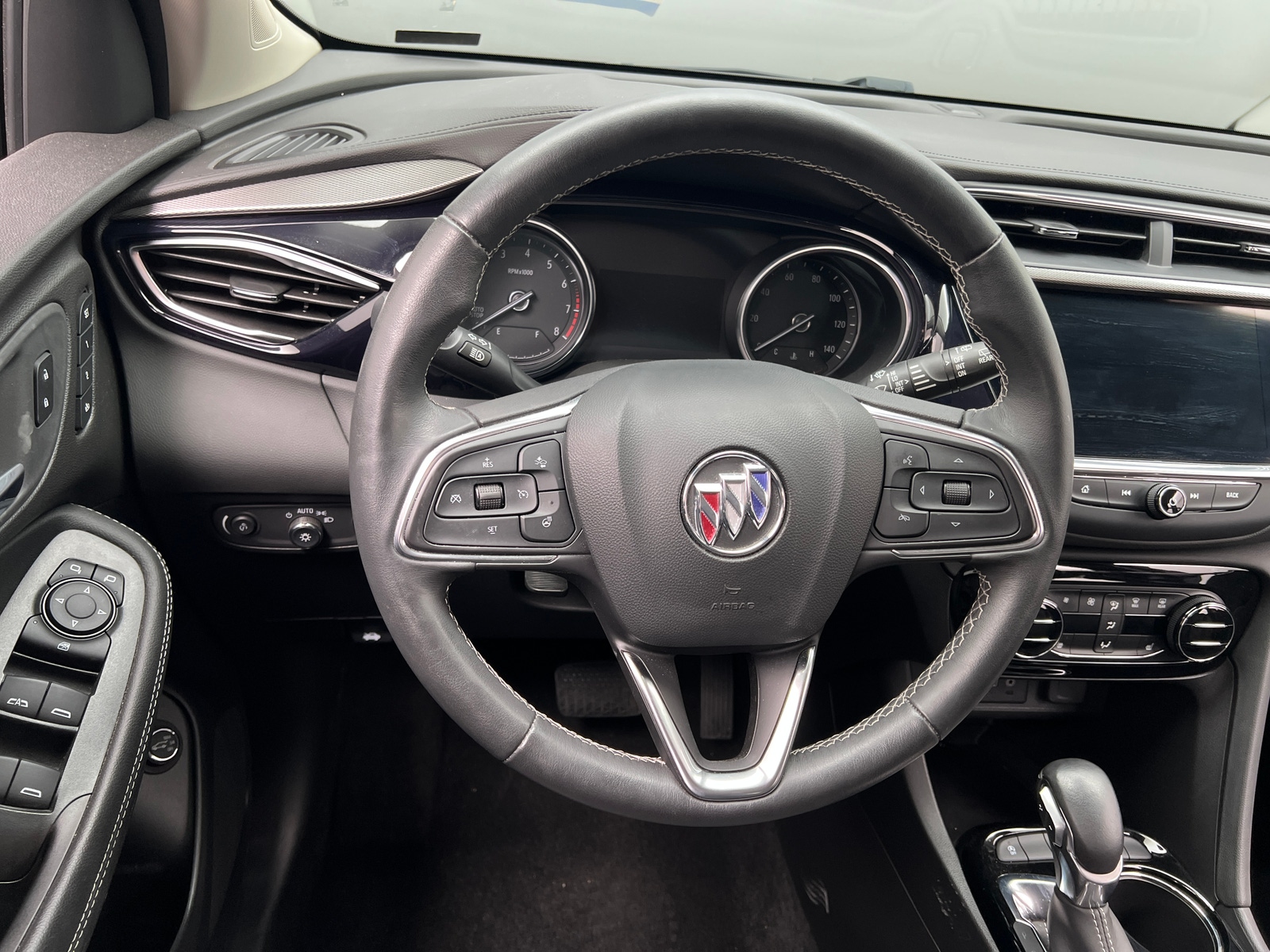 Thumbnail: 2022 Buick Encore GX - 4