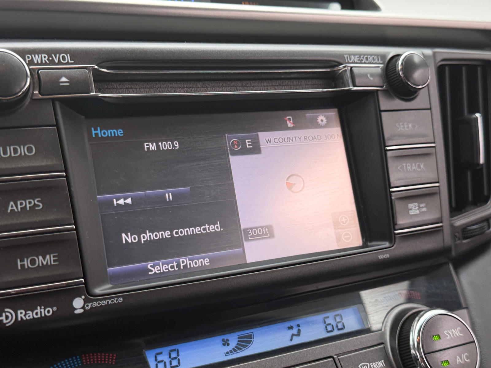 Thumbnail: 2015 Toyota RAV4 - 4