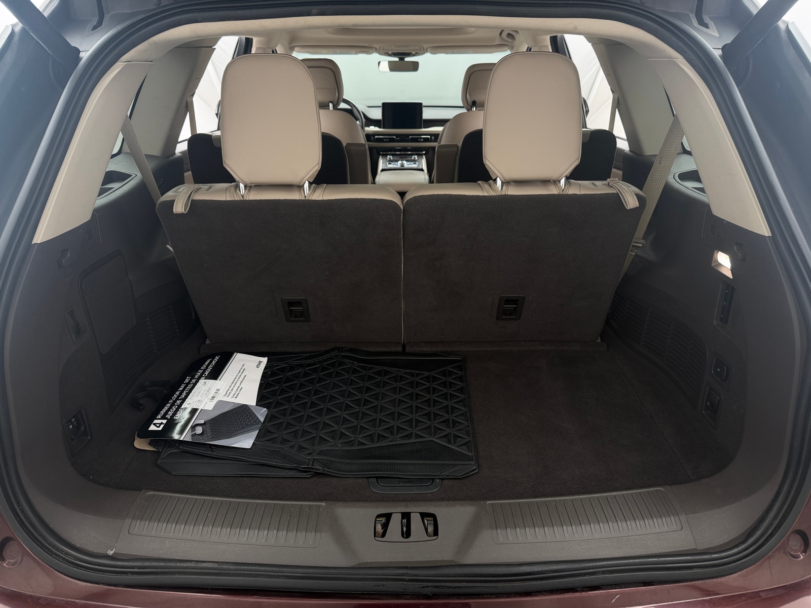 Thumbnail: 2020 Lincoln Aviator - 6