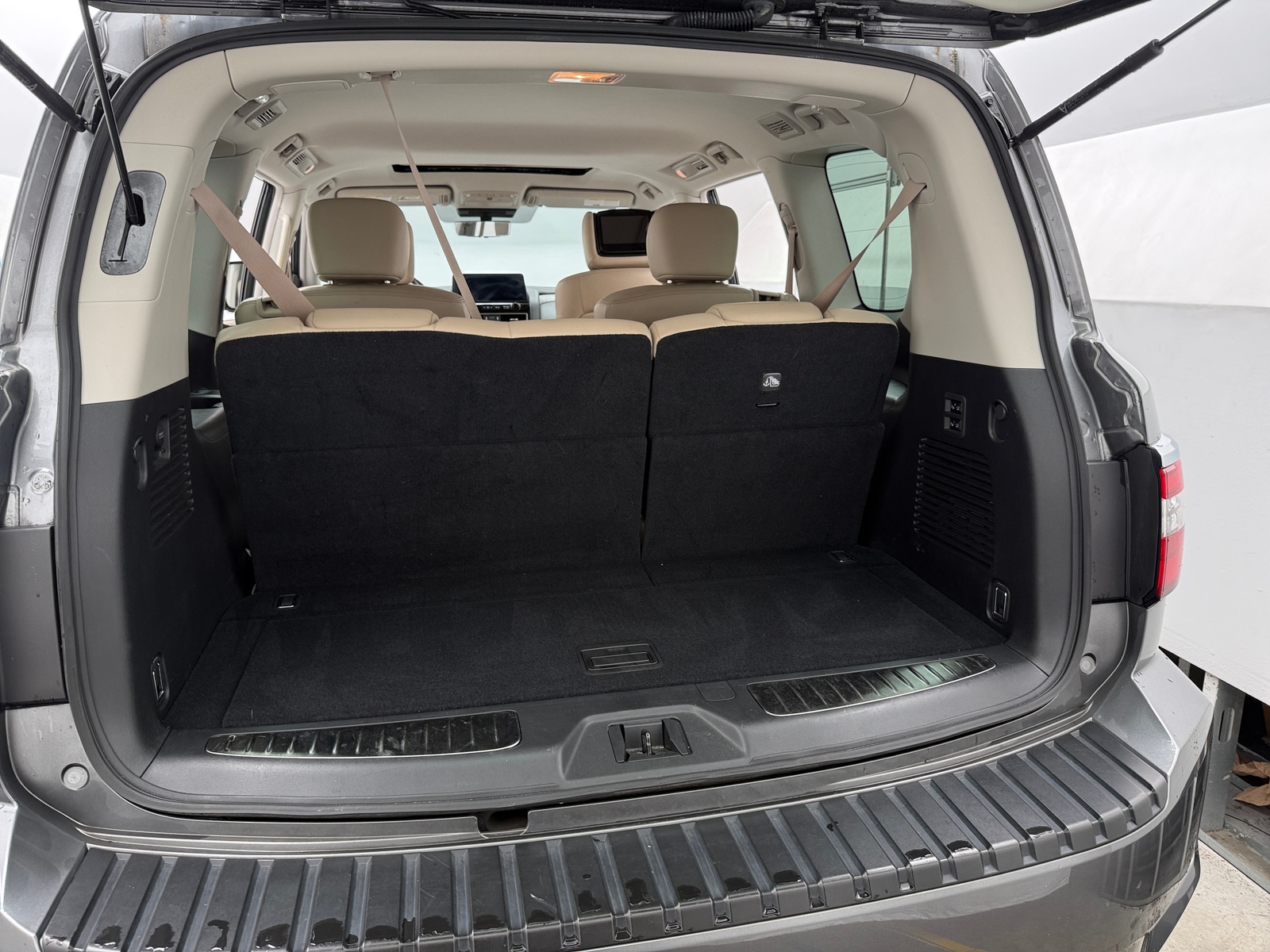 Thumbnail: 2022 Nissan Armada - 6