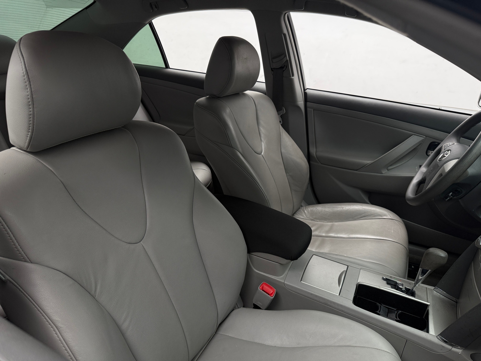 Thumbnail: 2011 Toyota Camry - 2