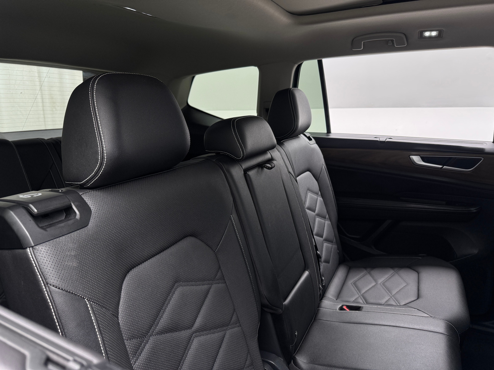 Thumbnail: 2025 Volkswagen Atlas - 5