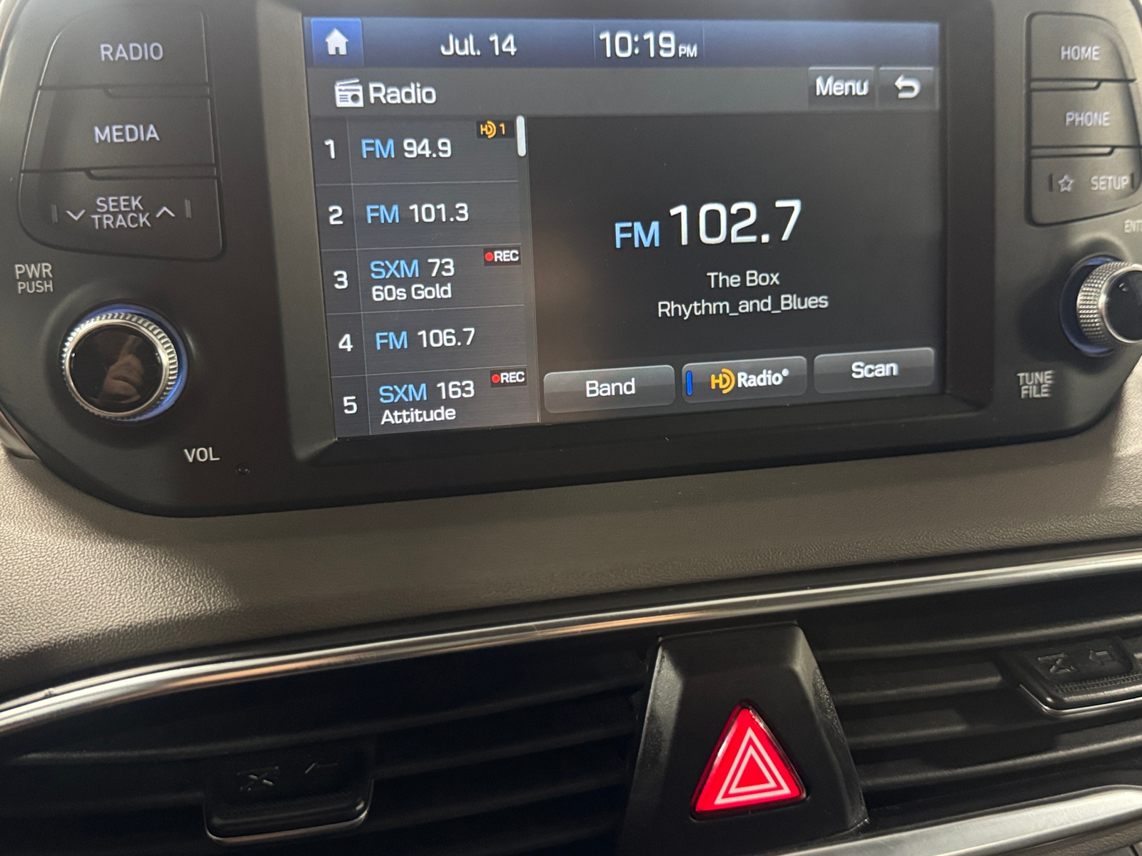 Thumbnail: 2019 Hyundai Santa Fe - 4