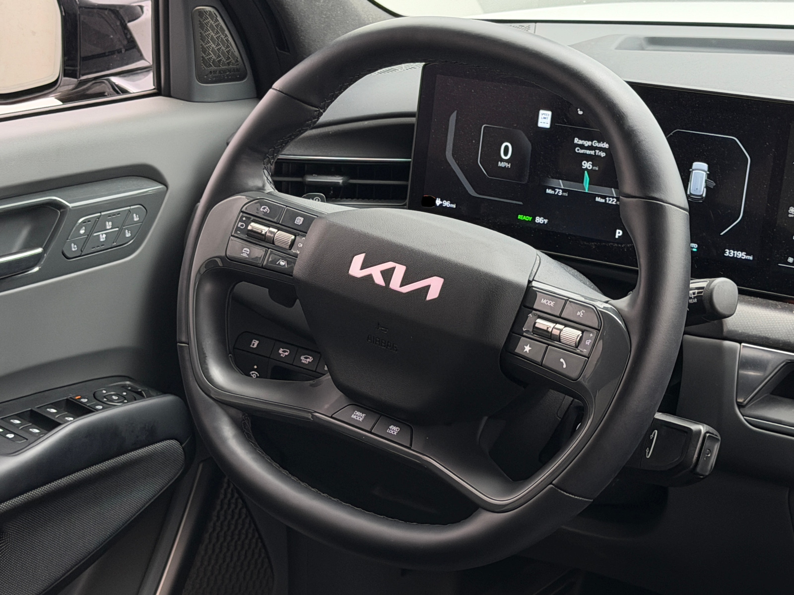 Thumbnail: 2024 Kia EV9 - 4