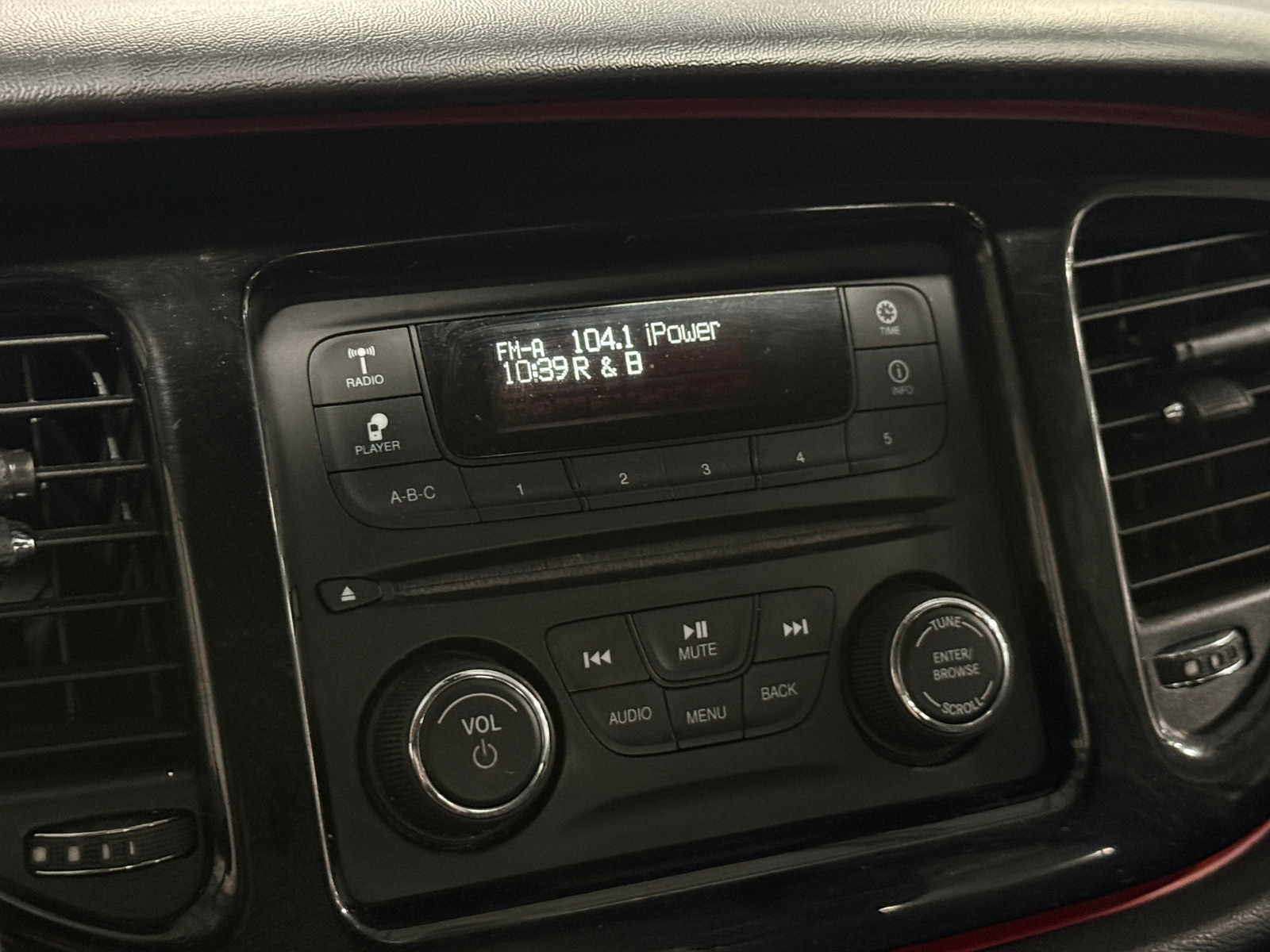 Thumbnail: 2016 Dodge Dart - 4