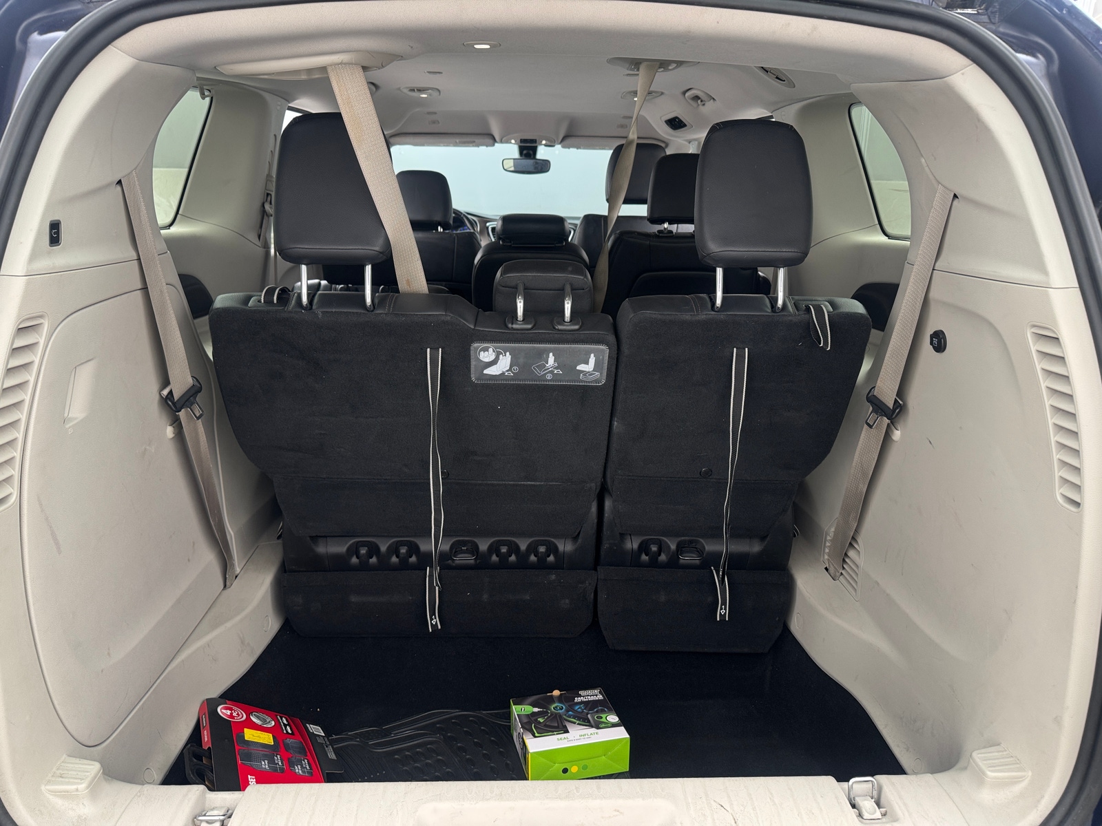 Thumbnail: 2019 Chrysler Pacifica - 6