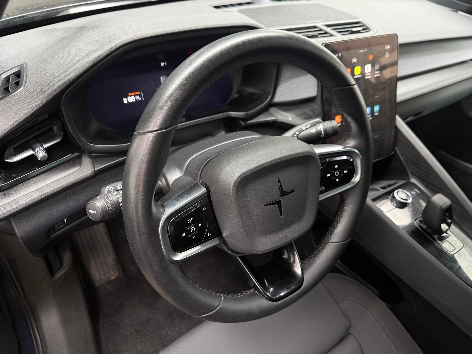 Thumbnail: 2022 Polestar 2 - 5