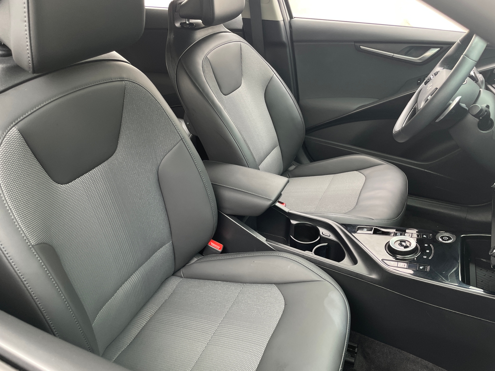Thumbnail: 2024 Kia Niro - 2