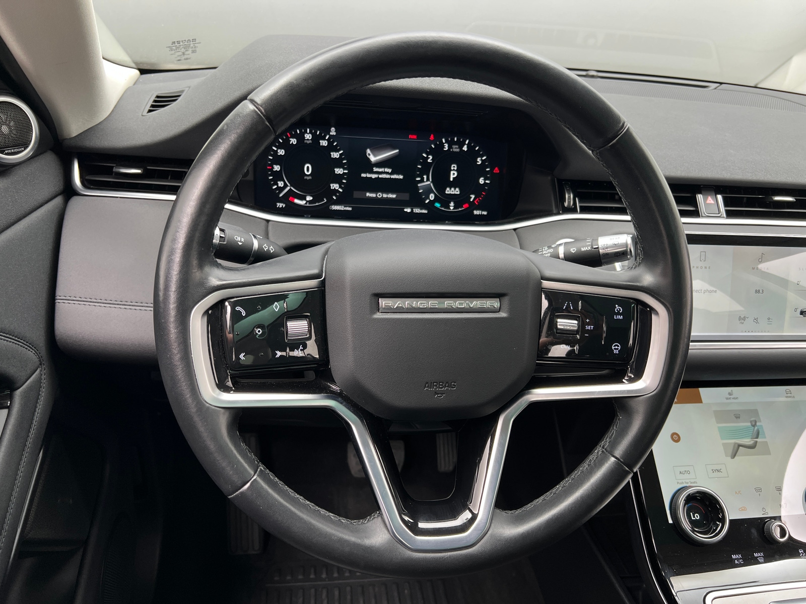 Thumbnail: 2022 Land Rover Range Rover Evoque - 4