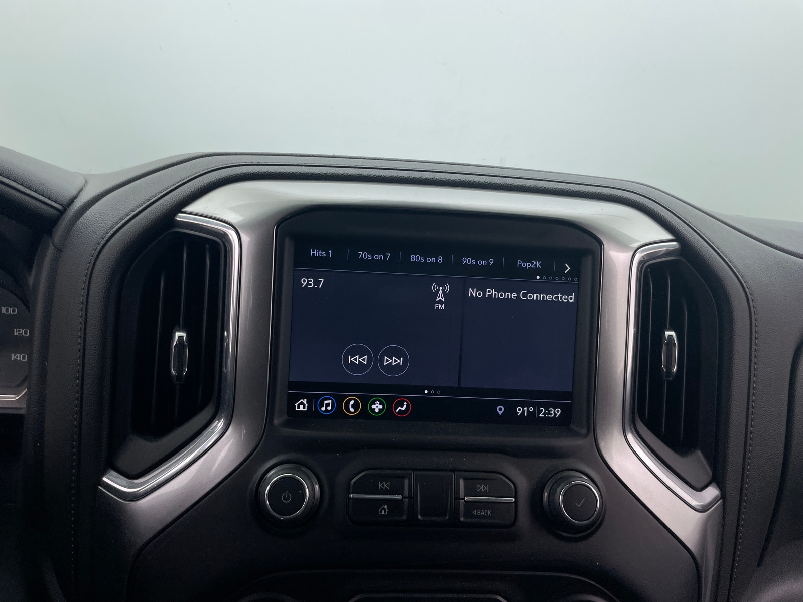 Thumbnail: 2019 Chevrolet Silverado 1500 - 3