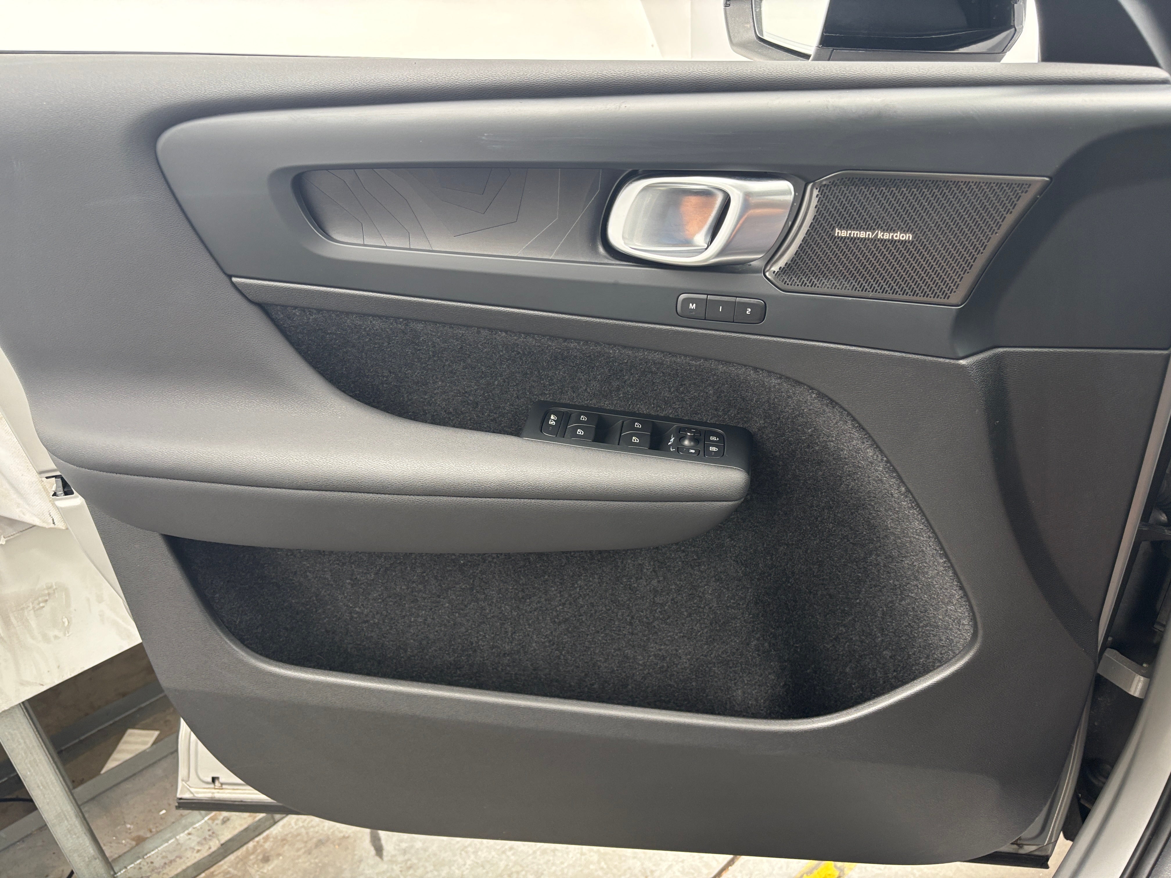 Used 2023 Volvo C40 Ultimate with VIN YV4ED3GMXP2049660 for sale in Oak Creek, WI