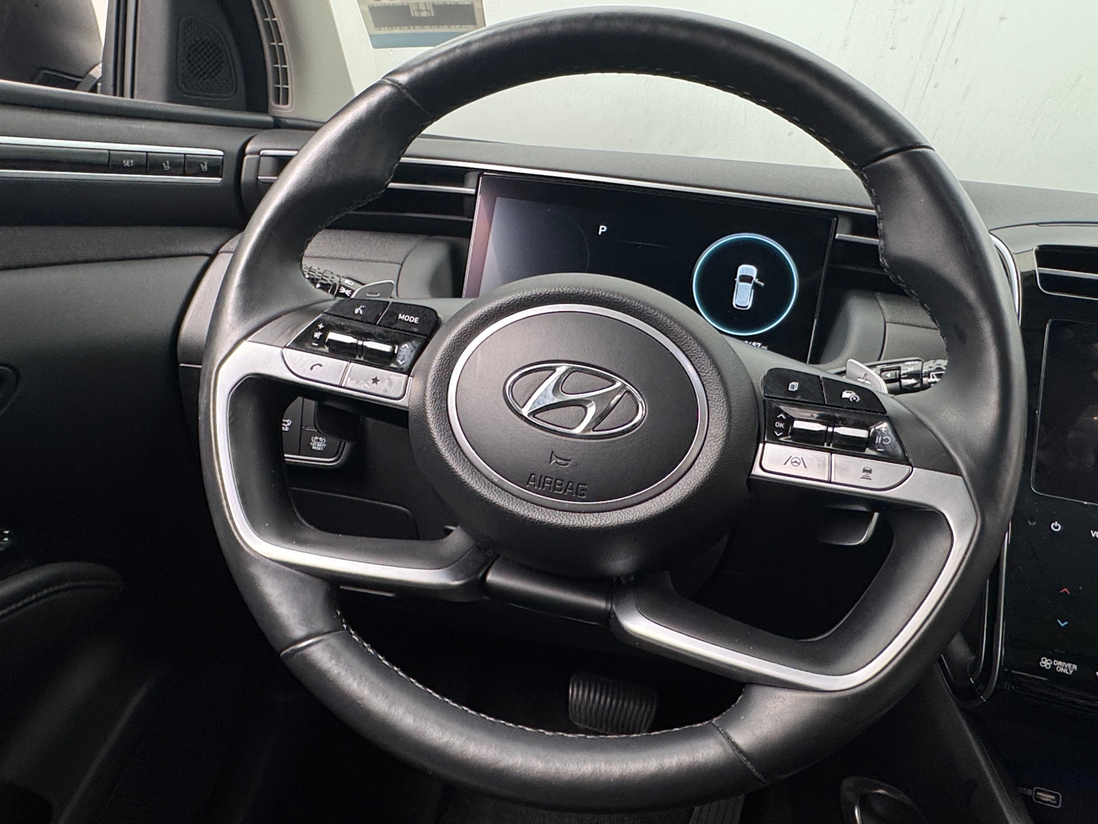 Thumbnail: 2022 Hyundai Tucson - 4