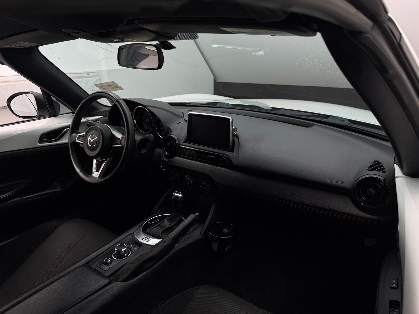 Thumbnail: 2017 Mazda MX-5 Miata - 3