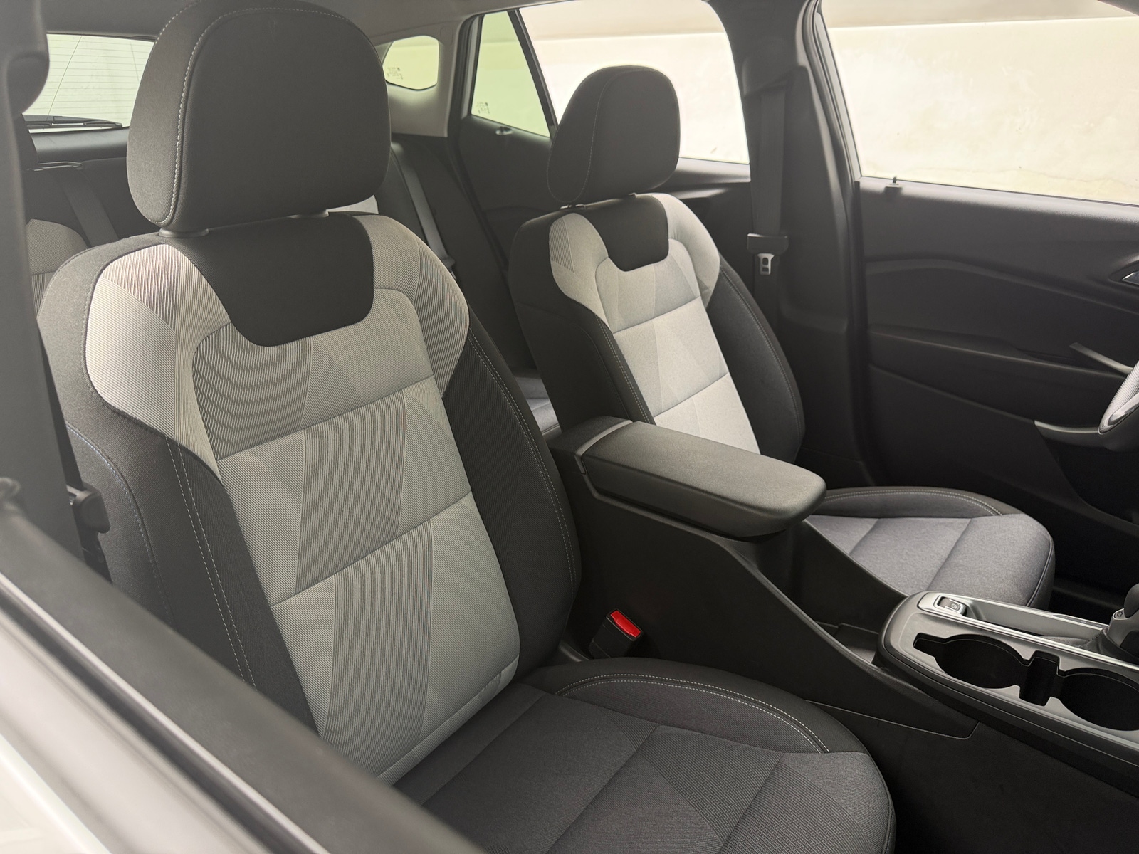 Thumbnail: 2026 Chevrolet Trax - 2