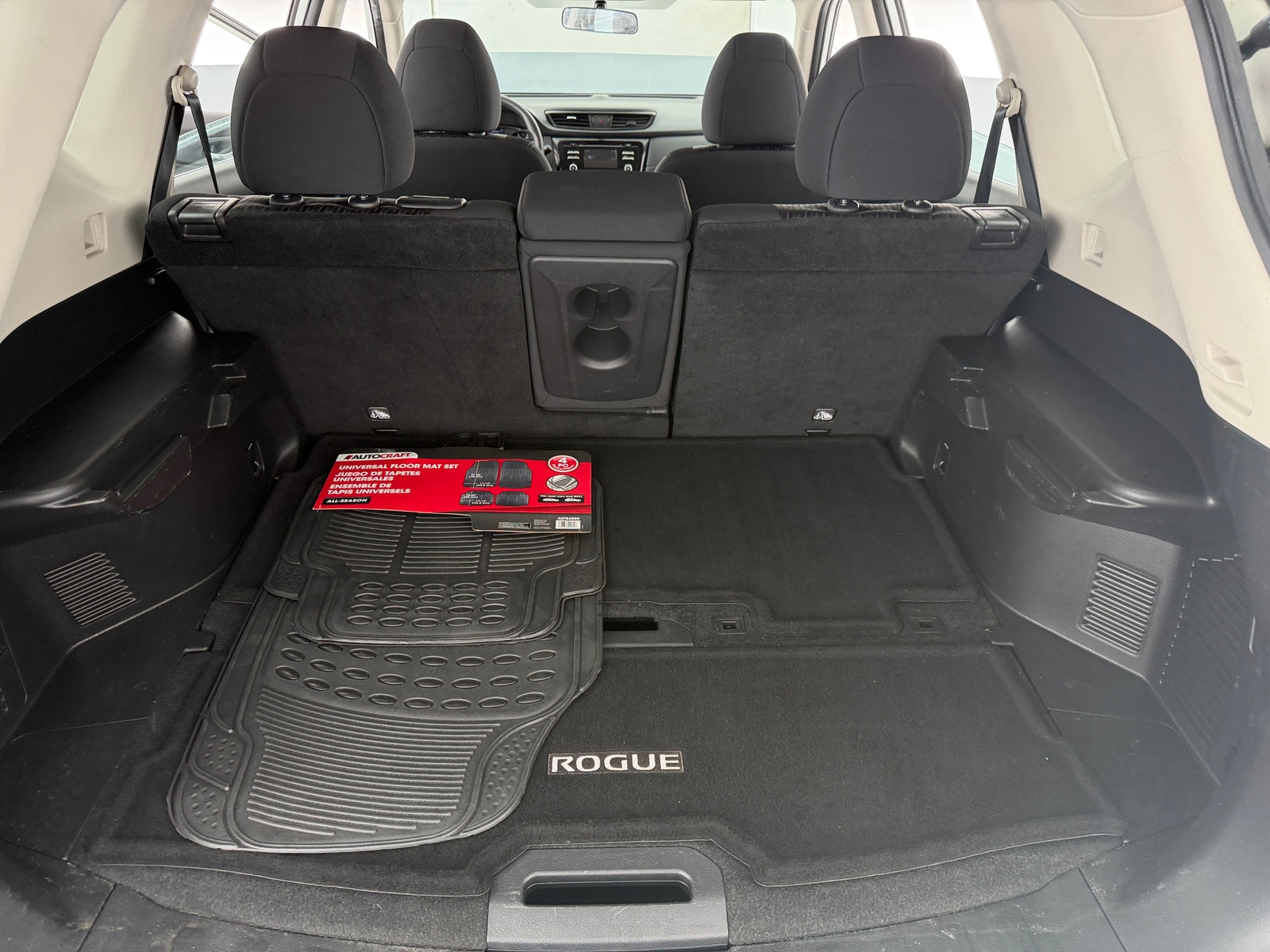 Thumbnail: 2017 Nissan Rogue - 7