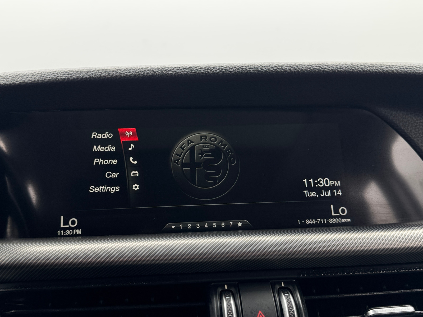 Thumbnail: 2018 Alfa Romeo Stelvio - 3