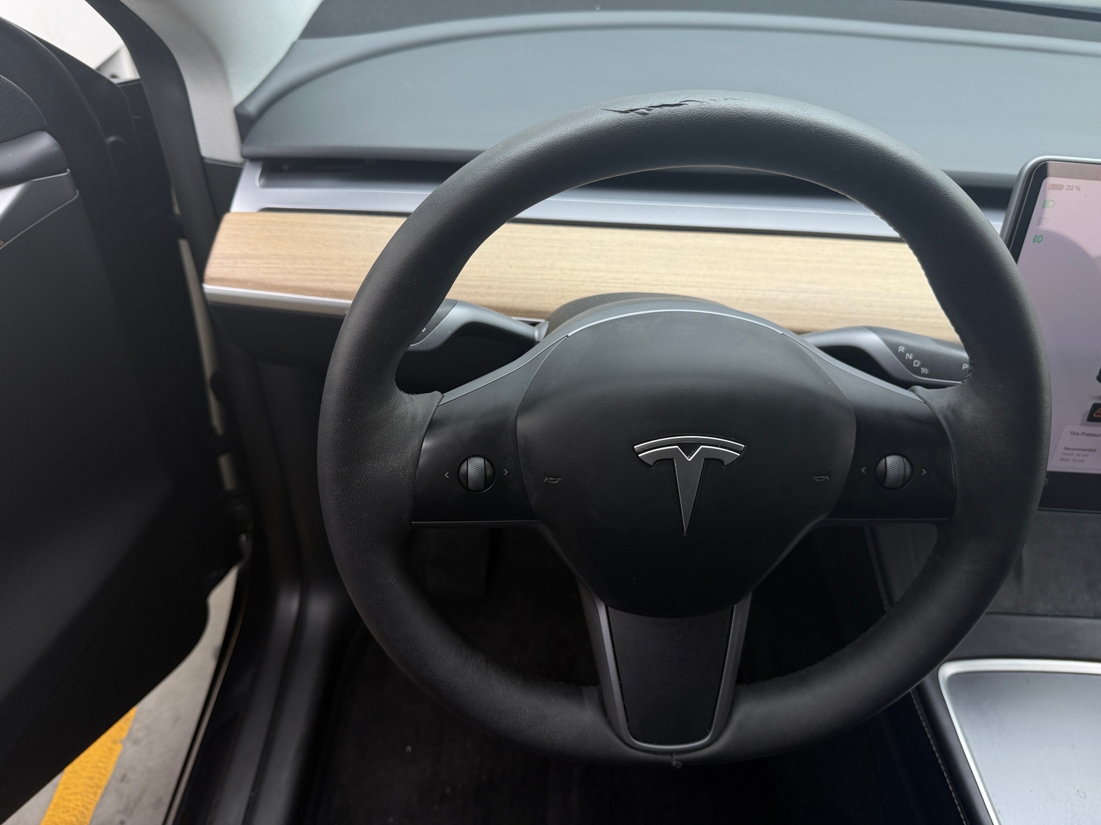 Thumbnail: 2023 Tesla Model Y - 4