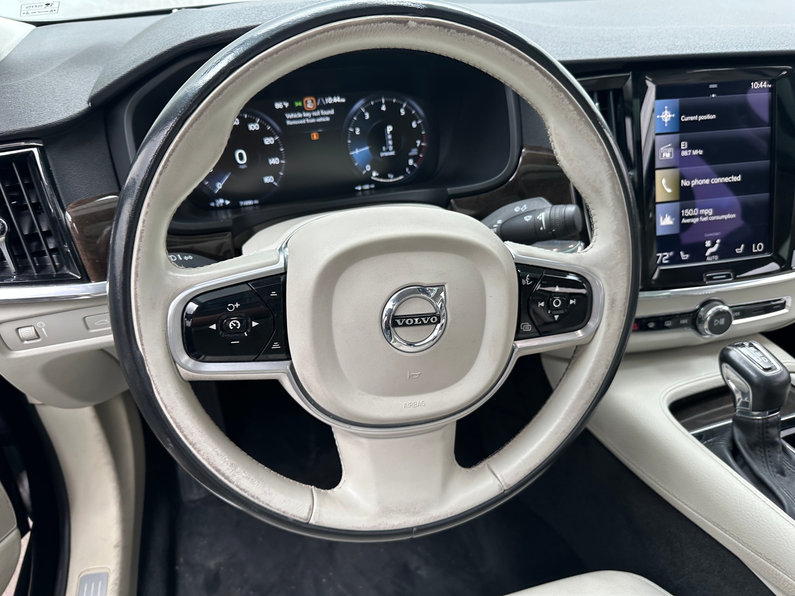 Thumbnail: 2018 Volvo S90 - 4