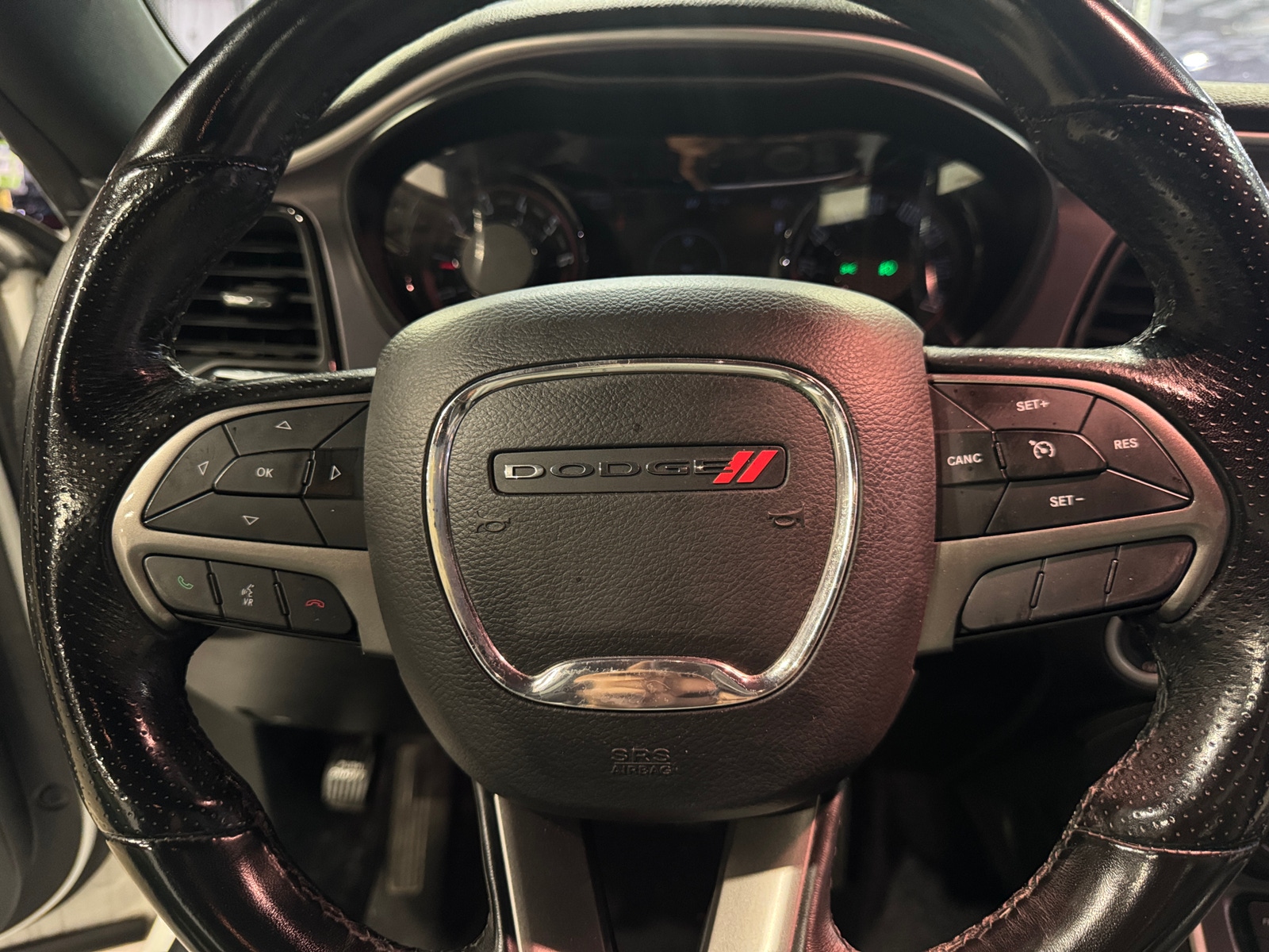 Thumbnail: 2019 Dodge Challenger - 4