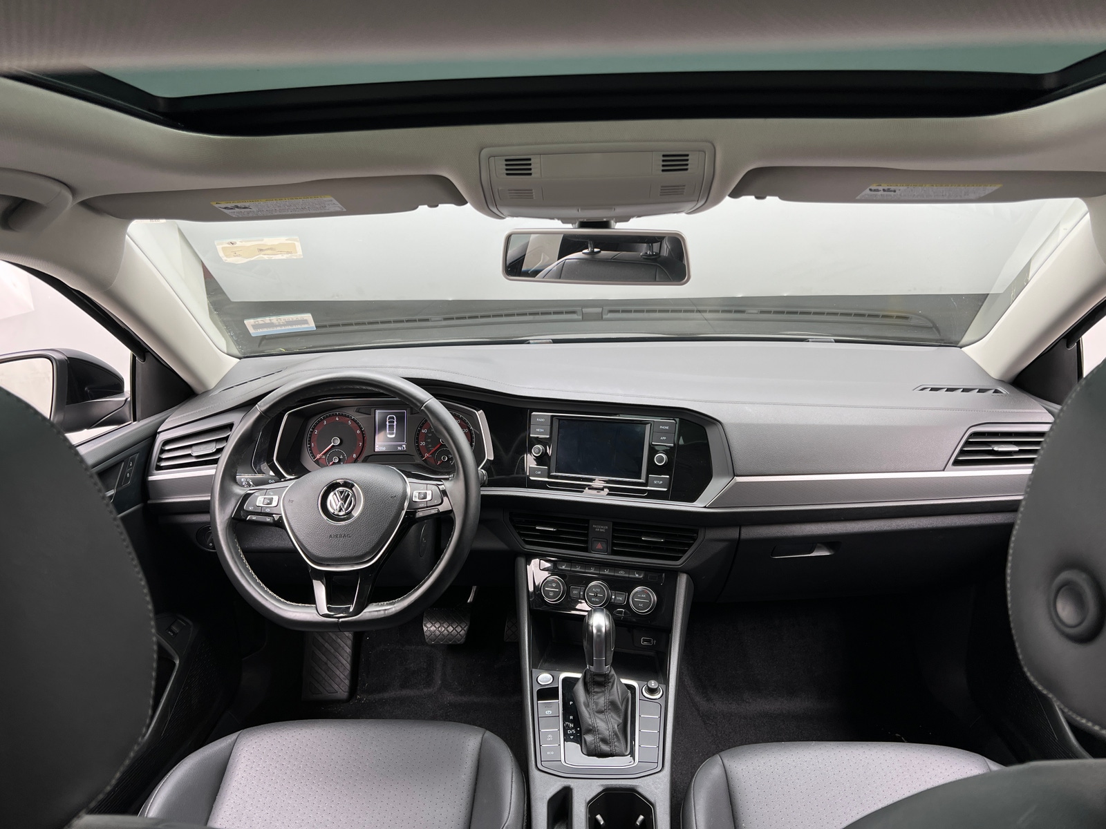 Thumbnail: 2019 Volkswagen Jetta - 3