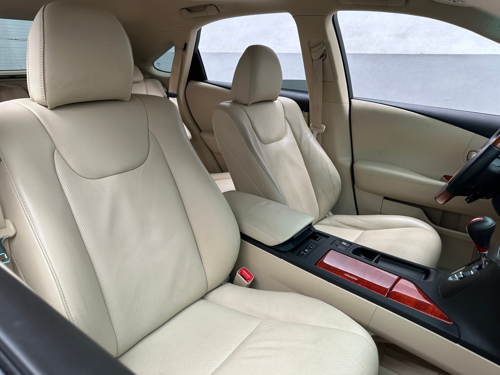 Thumbnail: 2010 Lexus RX - 2