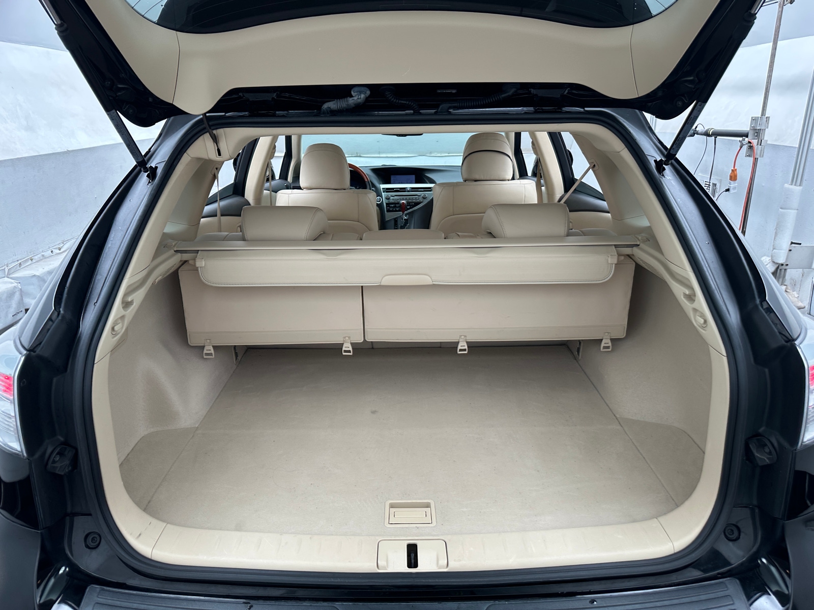 Thumbnail: 2010 Lexus RX - 7