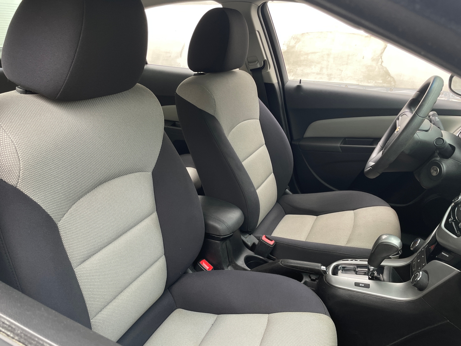 Thumbnail: 2014 Chevrolet Cruze - 2