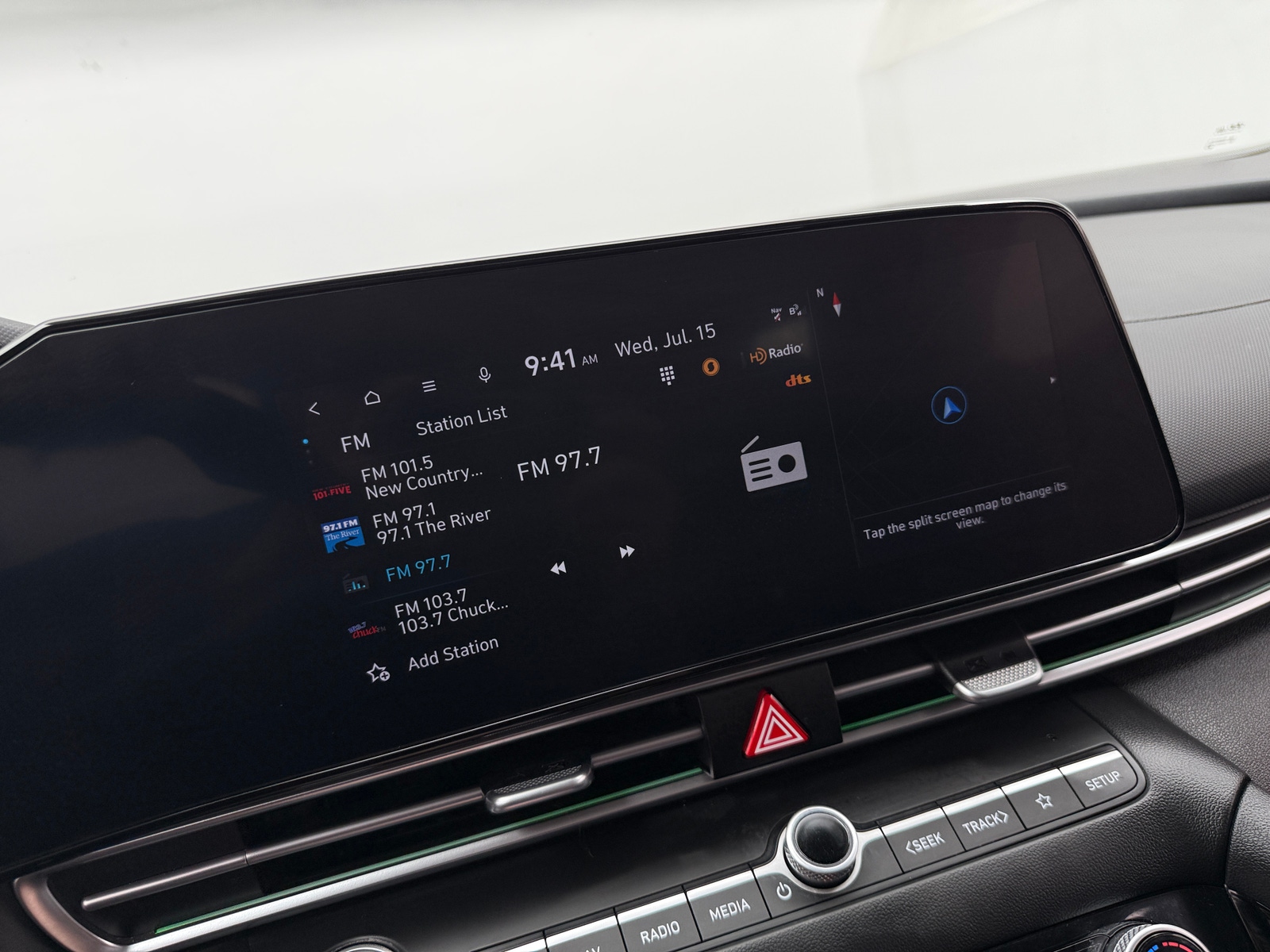 Thumbnail: 2023 Hyundai Elantra - 3