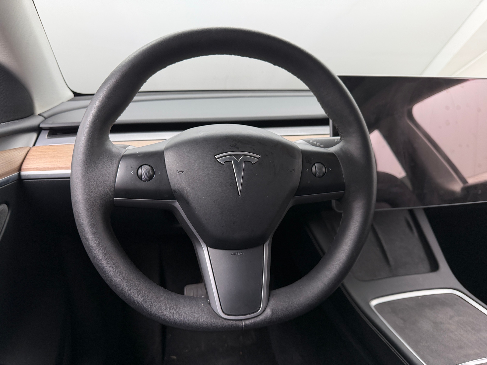 Thumbnail: 2023 Tesla Model Y - 4
