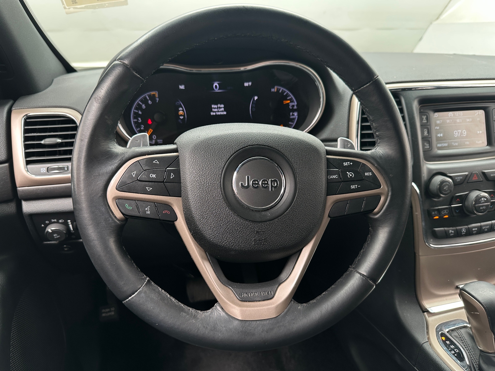 Thumbnail: 2016 Jeep Grand Cherokee - 5