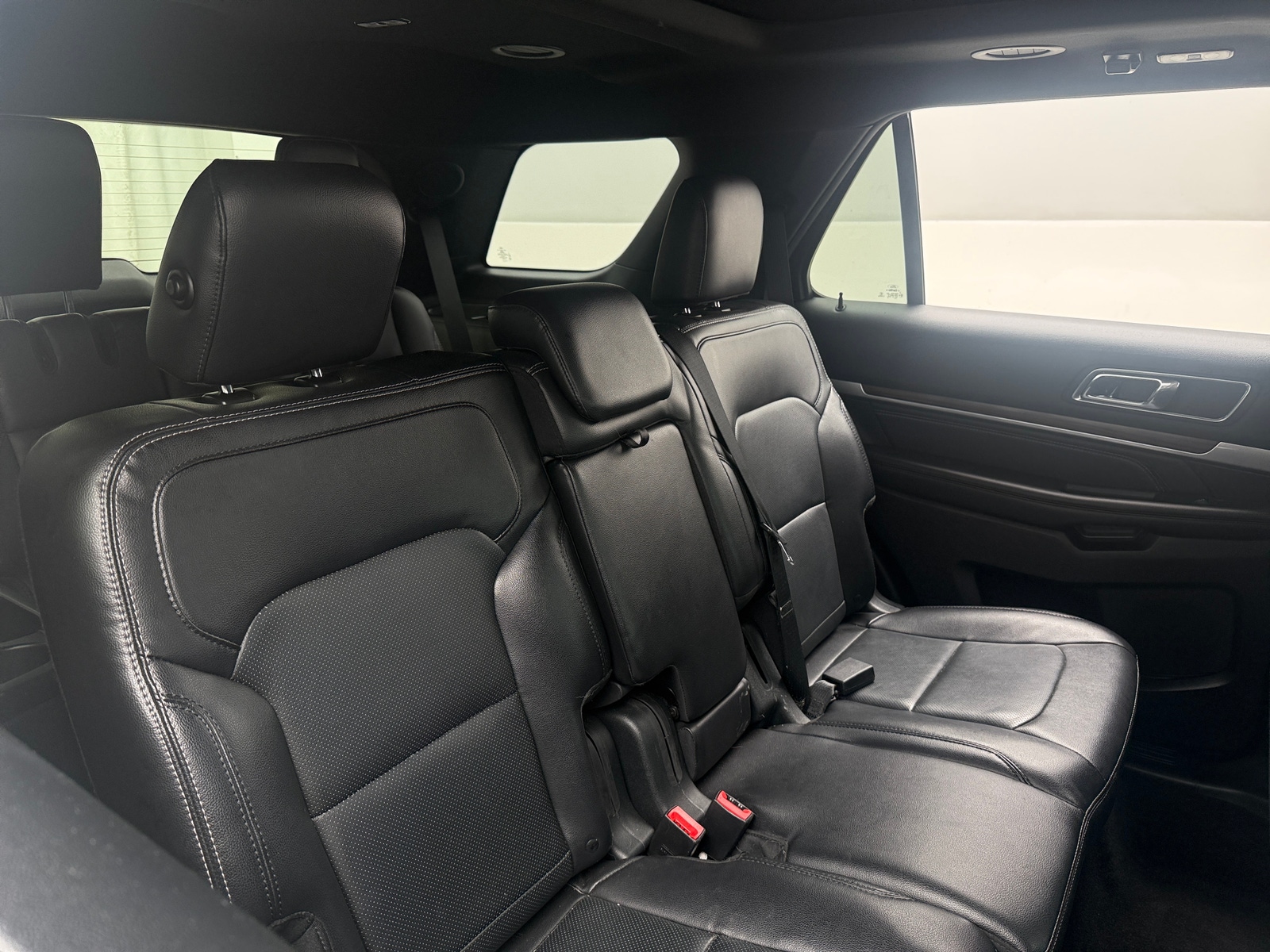 Thumbnail: 2019 Ford Explorer - 5